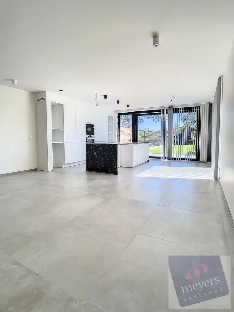 Recent en energiezuinige halfopen woning op toplocatie in Zonhoven foto 5