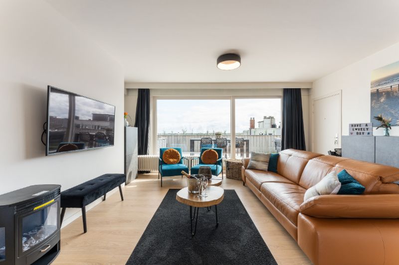 PENTHOUSE MET PANORAMISCH UITZICHT foto {{pictureIndex}}