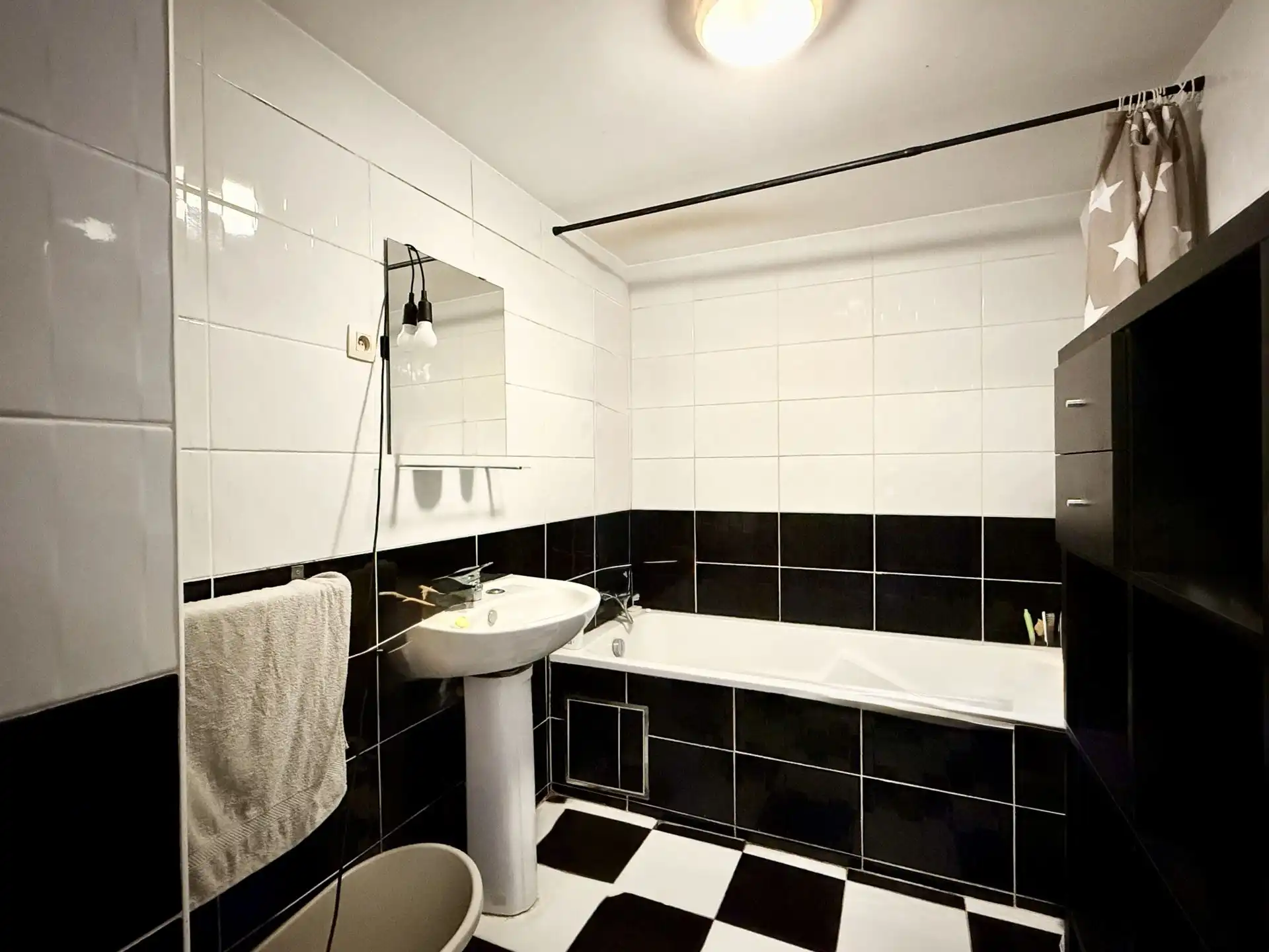 Mooi appartement van 104m2, 2 slaapkamers en kelder foto 6