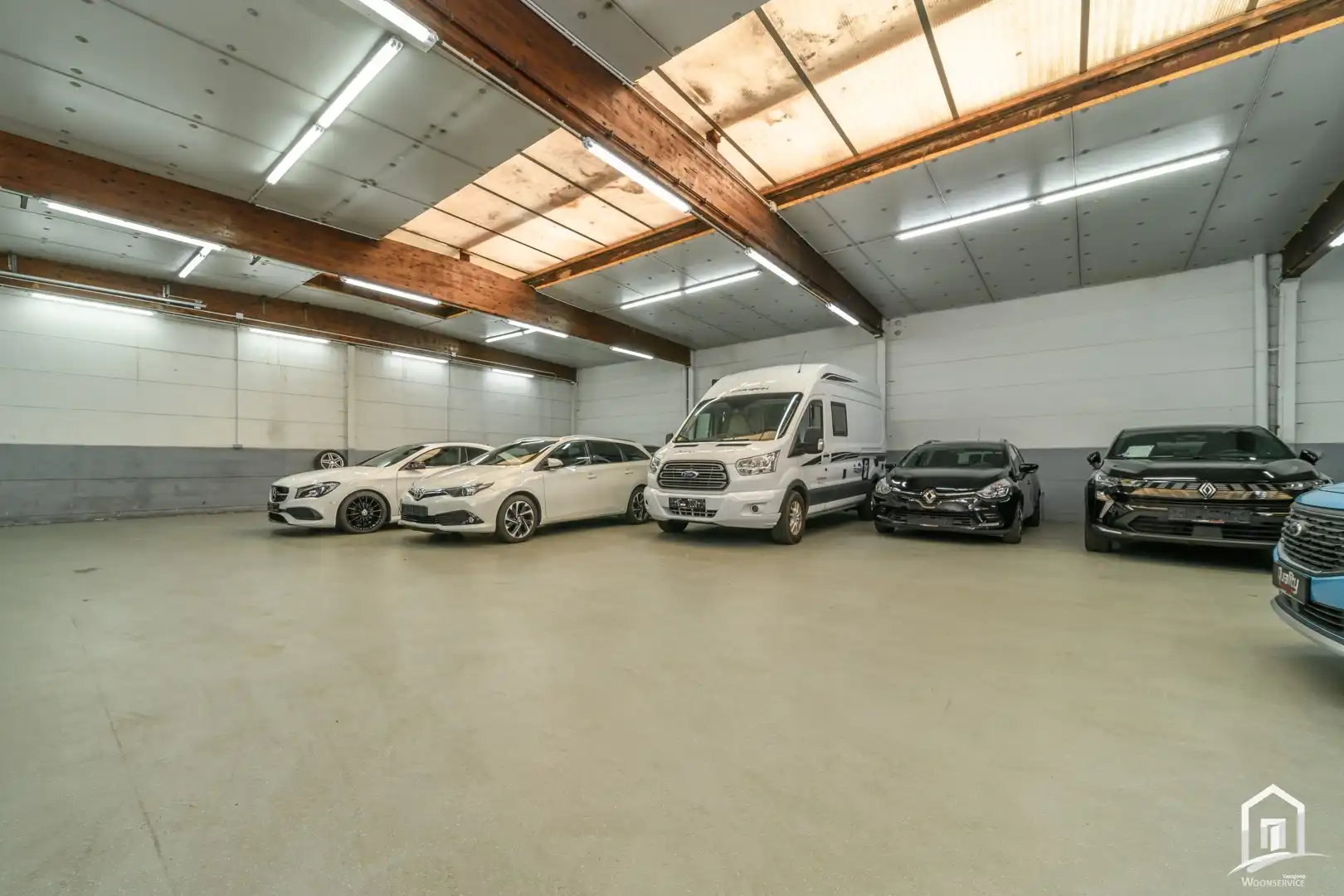 Ruim commercieel pand met showroom en magazijn op uitstekende locatie te Erembodegem foto 18