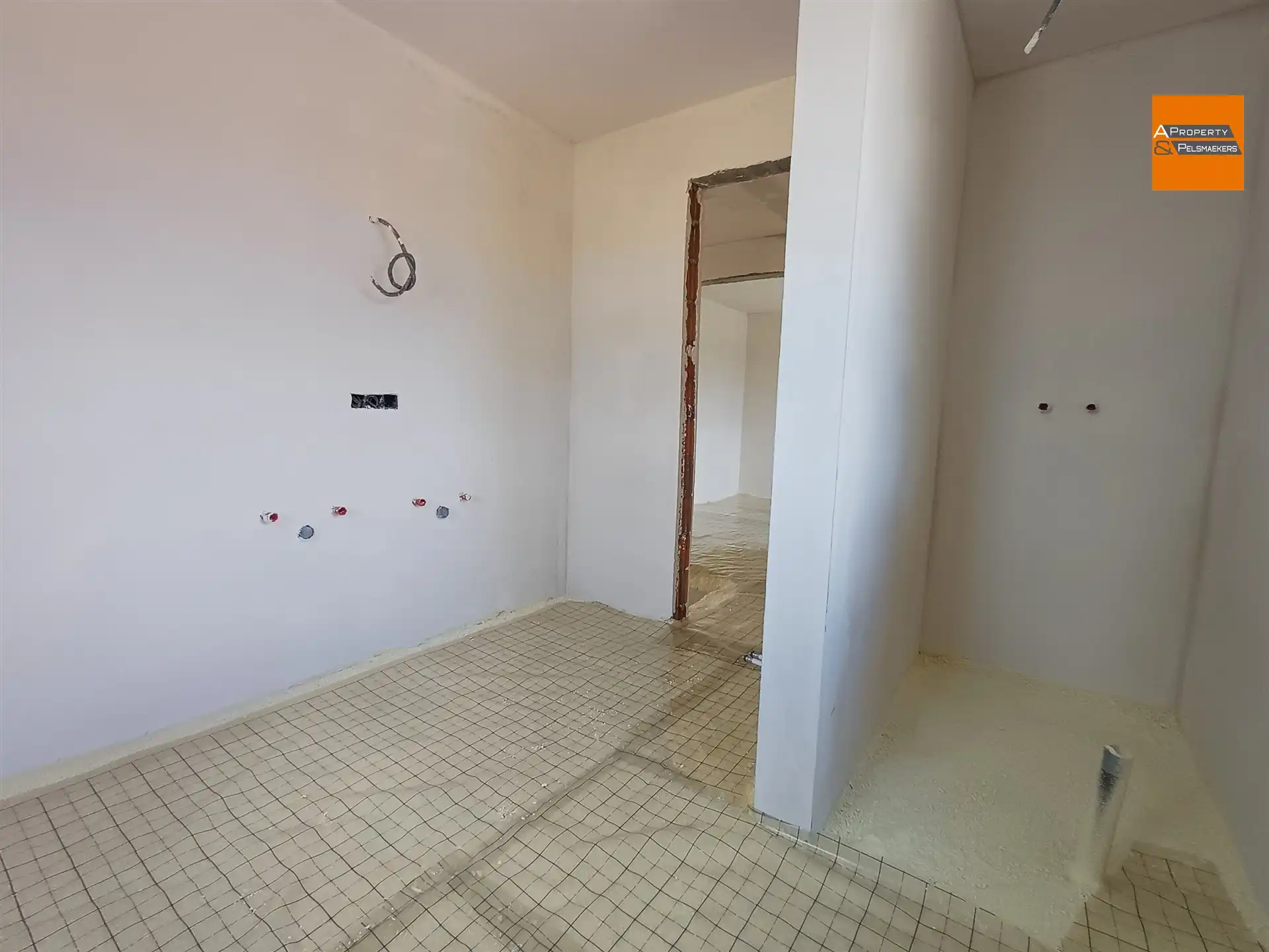 Nieuwbouwwoning met 4 slaapkamers foto 17