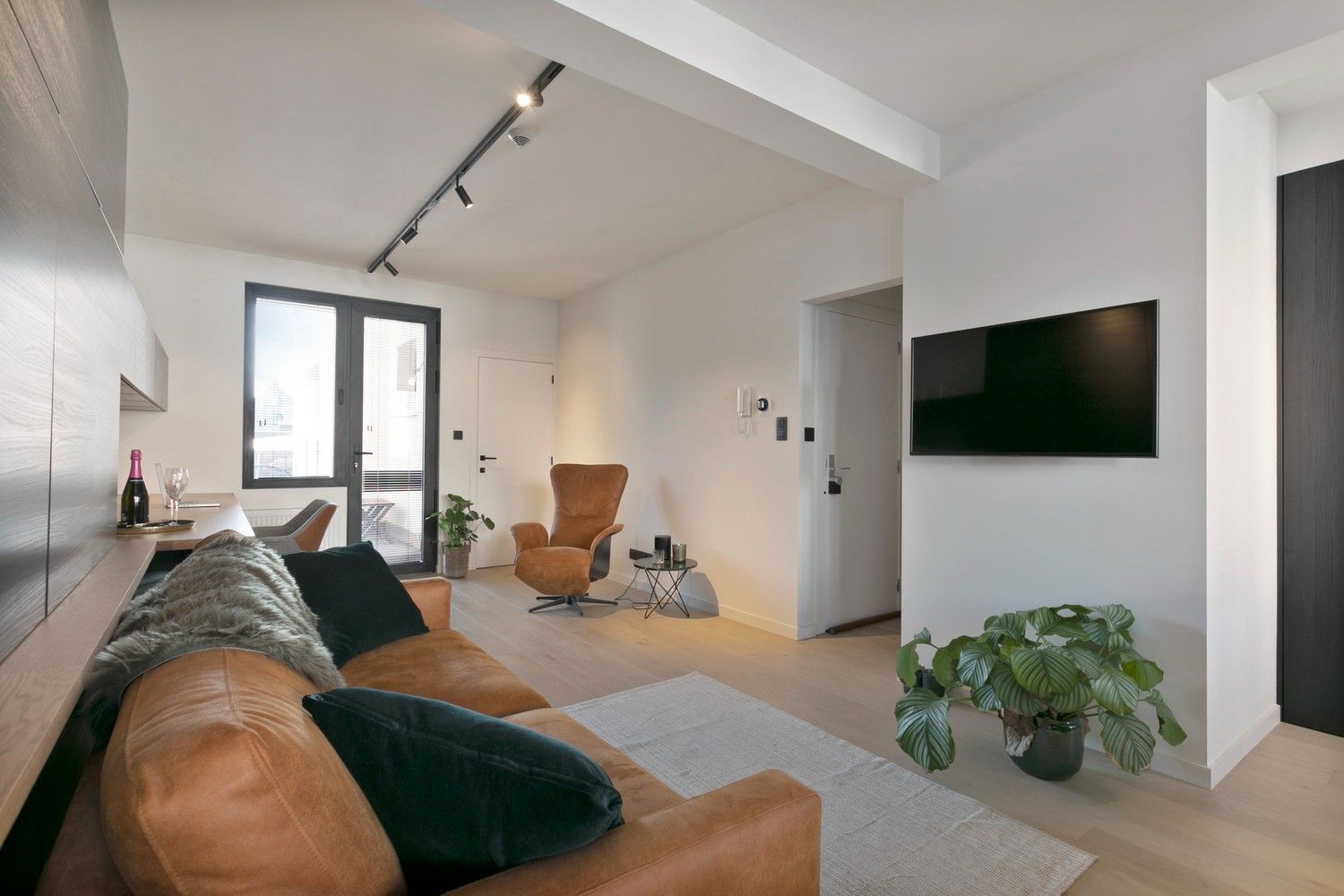 Volledig gemeubeld 1 slpk-appartement (ca. 70m²) op 't Zuid foto 5