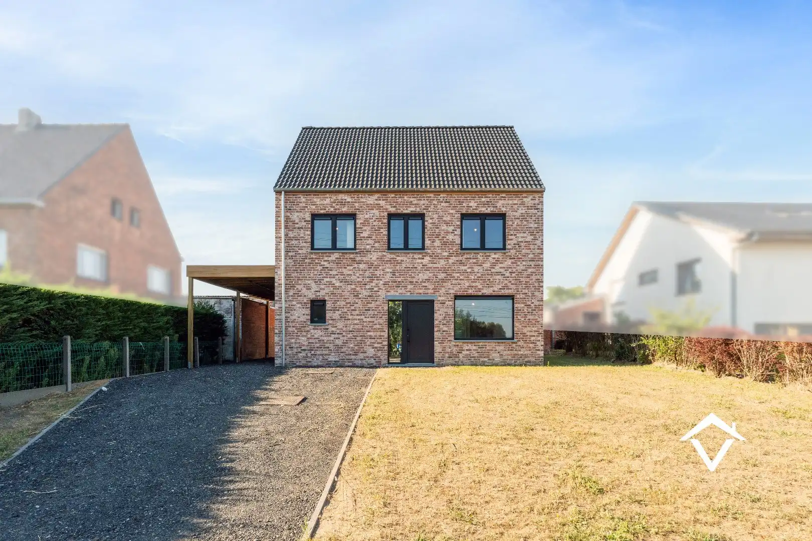 Ruime, energiezuinige gezinswoning met 6 slaapkamers, carport en zuidgerichte tuin foto 30