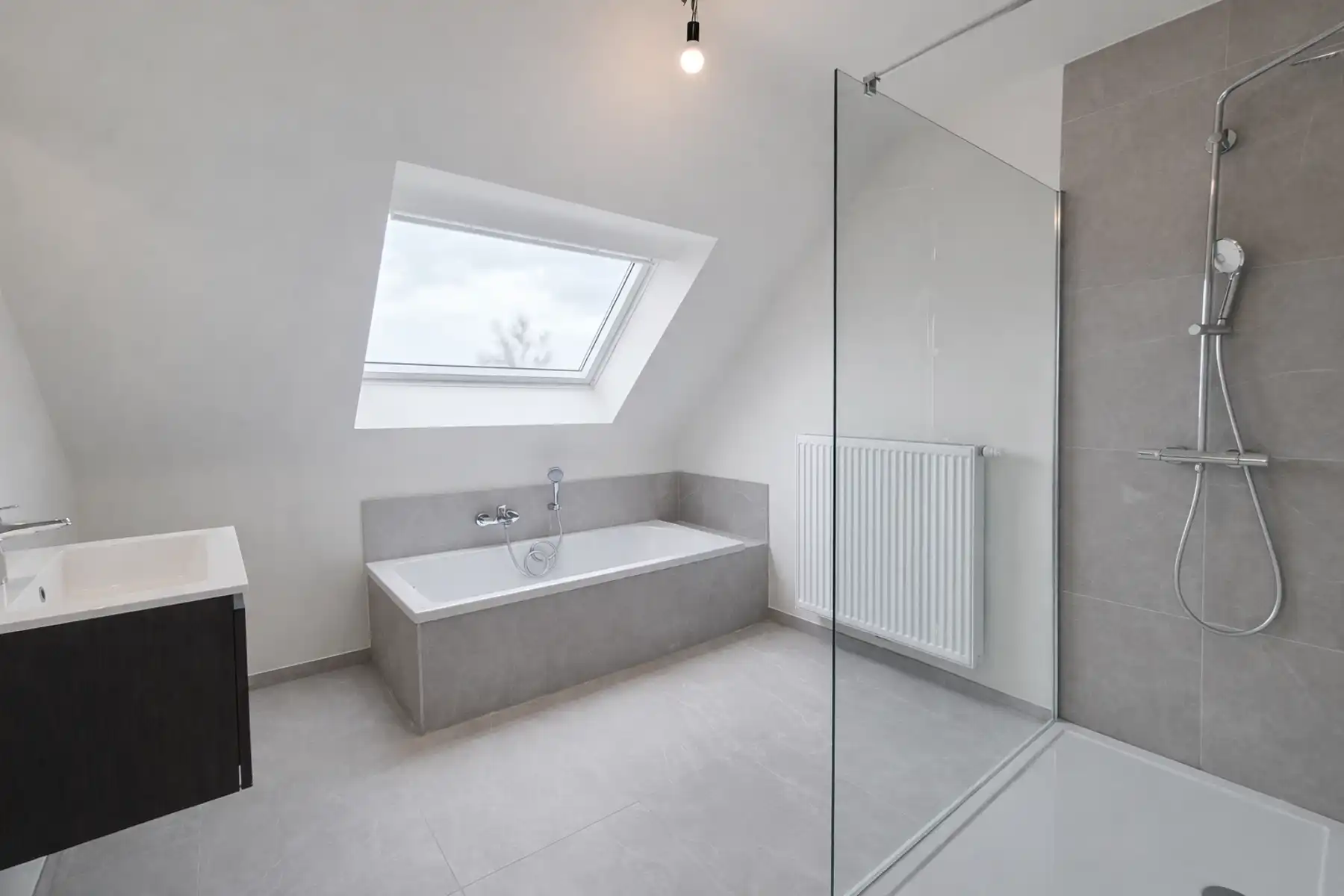 Gesloten bebouwing op goede ligging in Opwijk foto 11