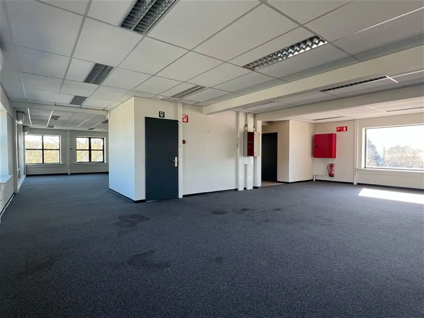 Kantoren gelegen ten noorden van Antwerpen foto 6