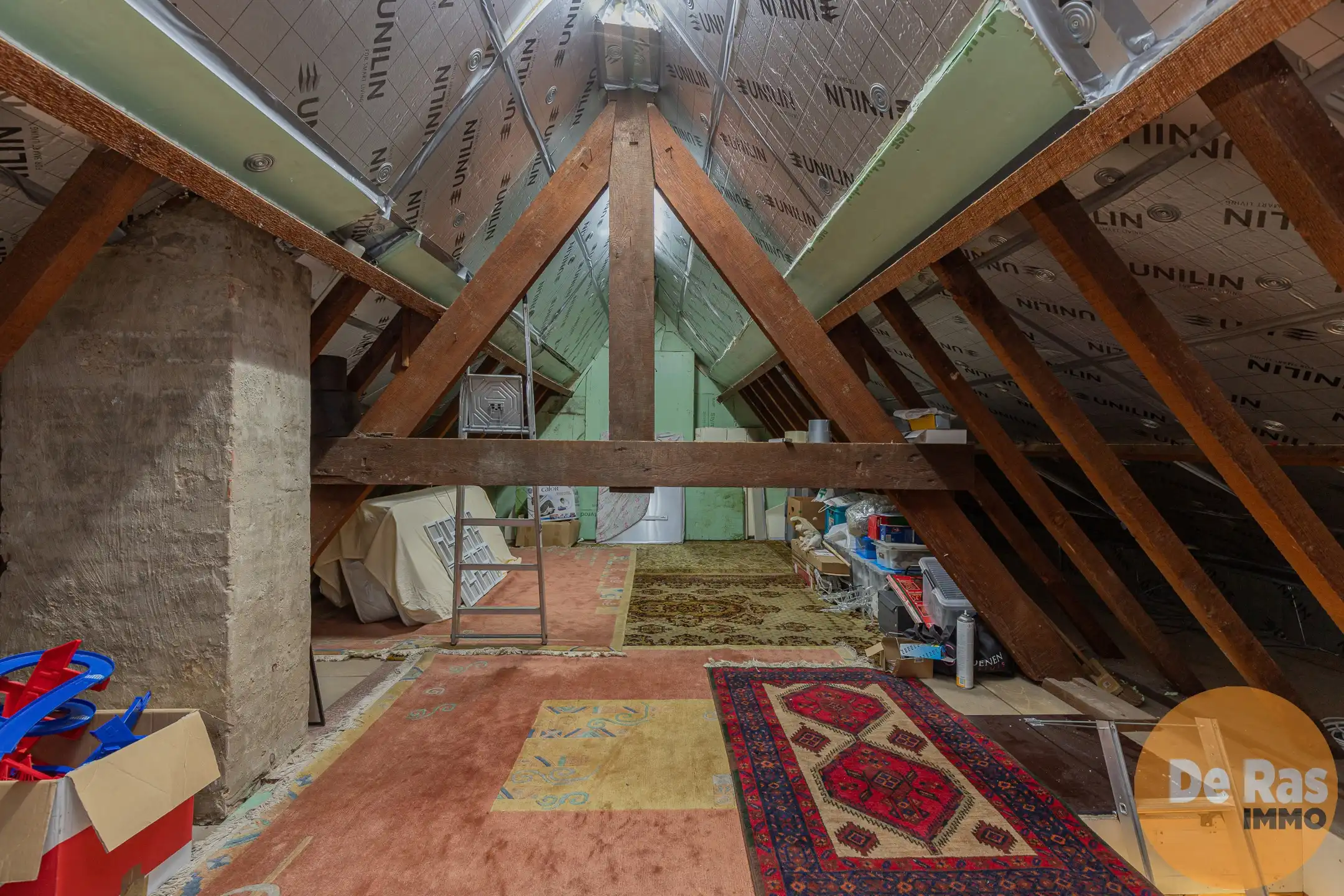 IZEGEM - Stevige HOB met ruime loods foto 13