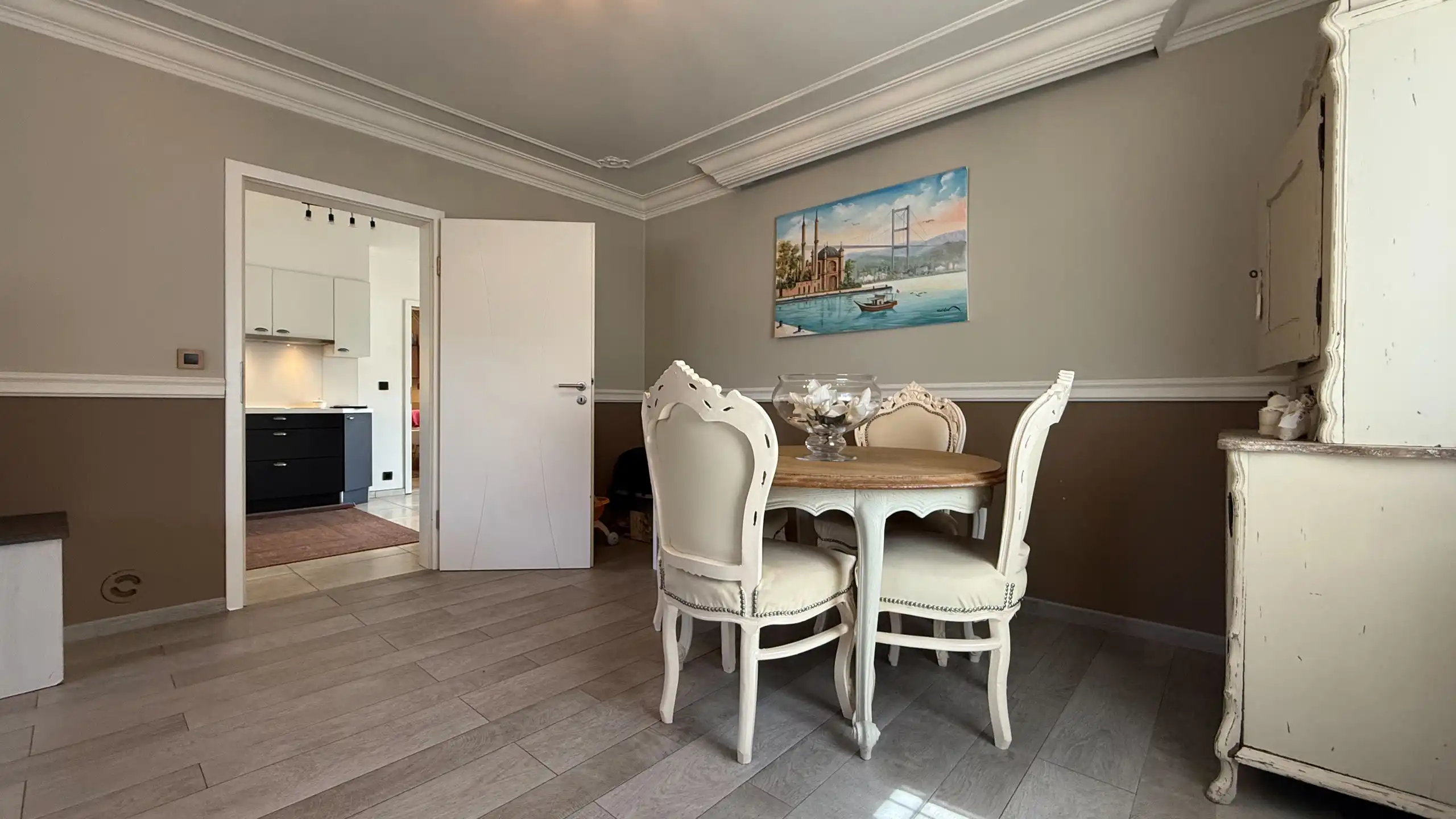 Instapklare gezinswoning met 3 slpk op toplocatie in HH! foto 7