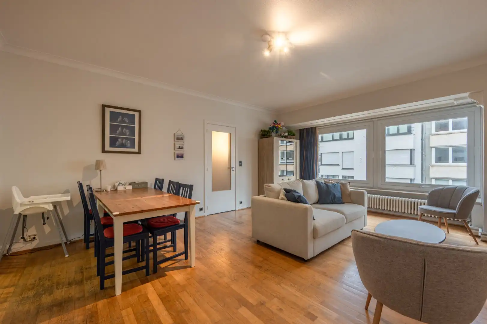 Instapklaar appartement met 2 slaapkamers nabij strand en de Lippenslaan. foto 6