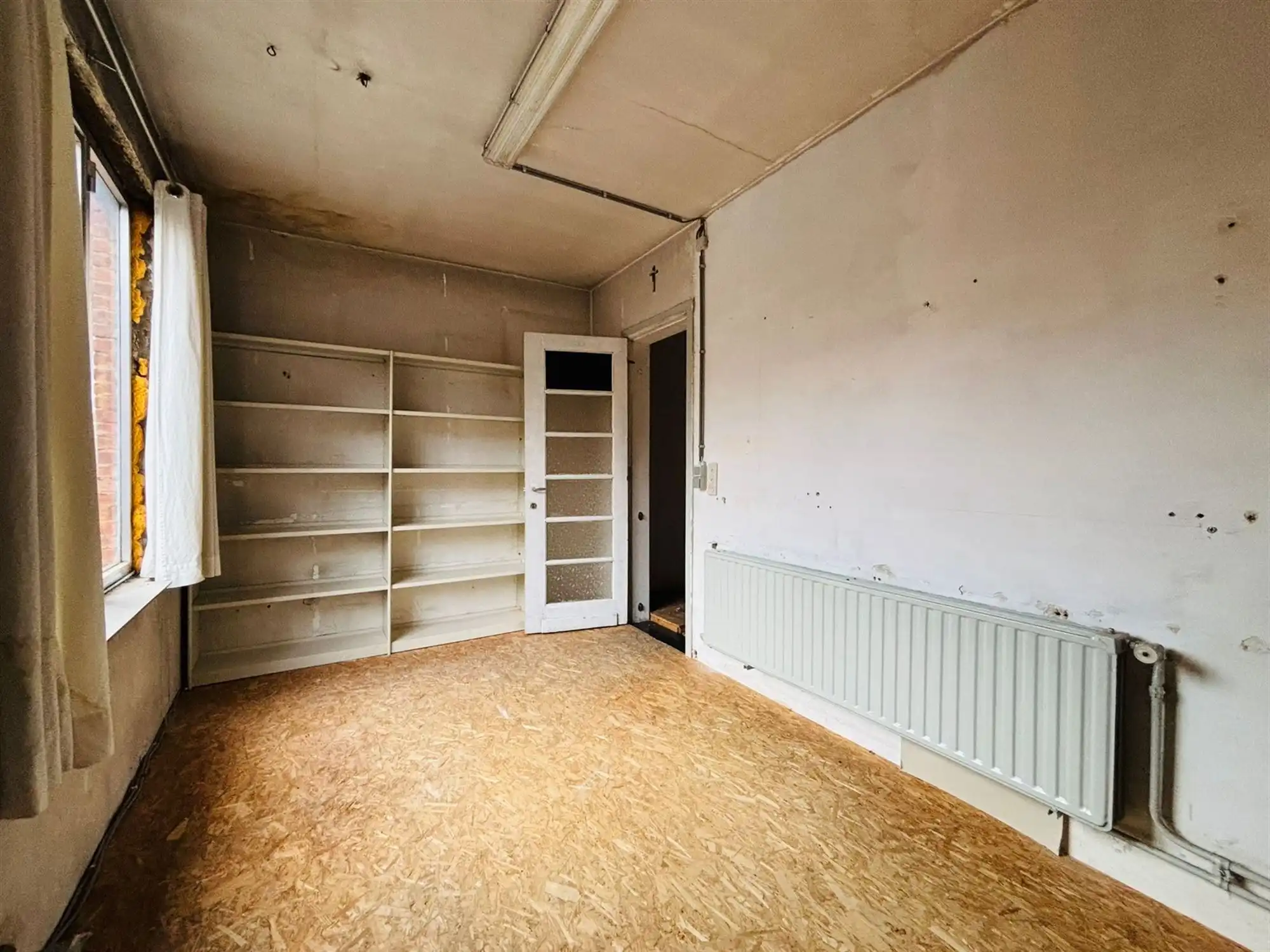 Karaktervol handelshuis met woonst foto 8