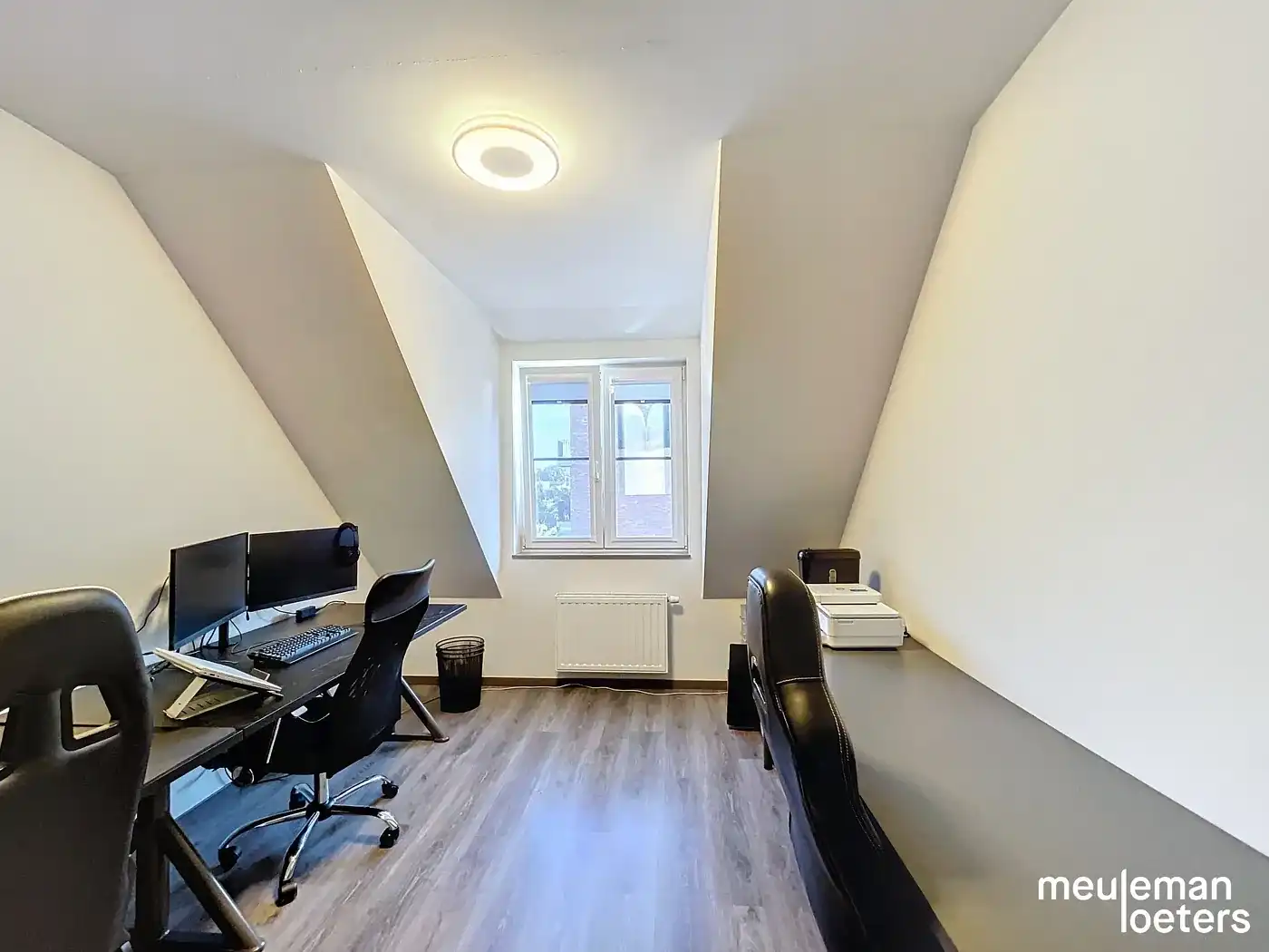 Instapklare energiezuinige woning met drie slaapkamers, tuin en garage foto 9
