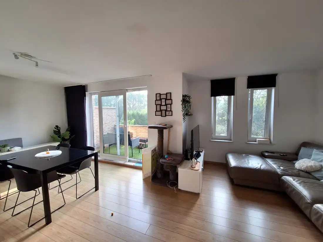 Gunstig gelegen duplex appartement te Genk foto 3