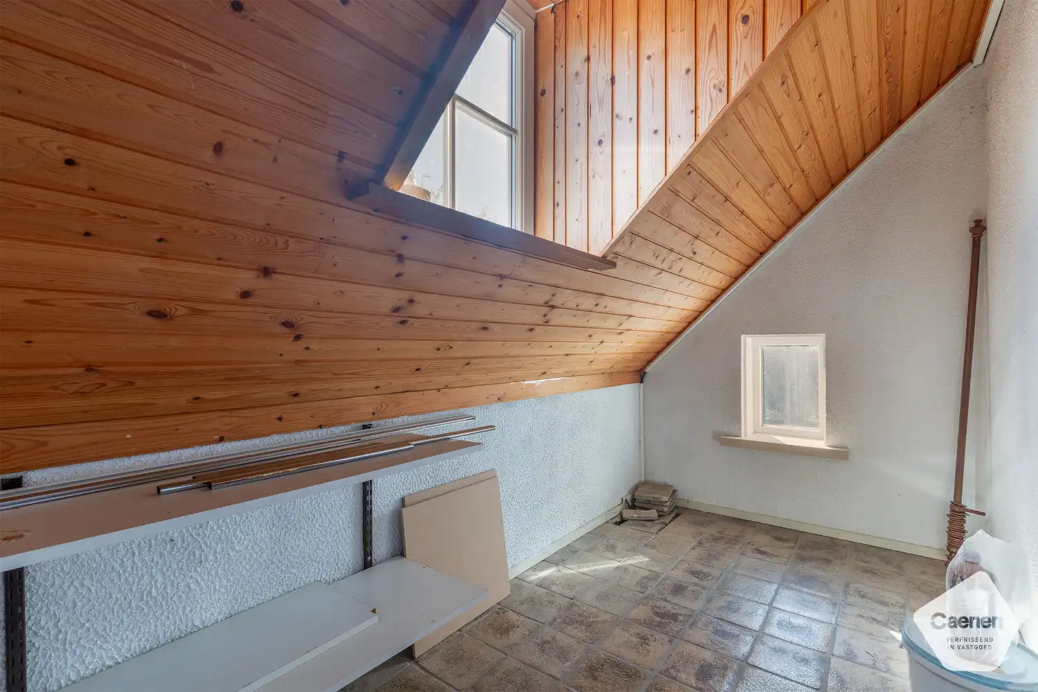 Te renoveren villa met 3 slaapkamers, 2 badkamers, sauna en ruime tuin foto 12