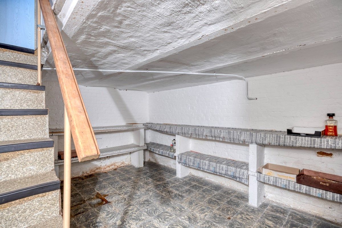 Ruim ingedeelde woning met 3slpks op een gunstige ligging. foto 21