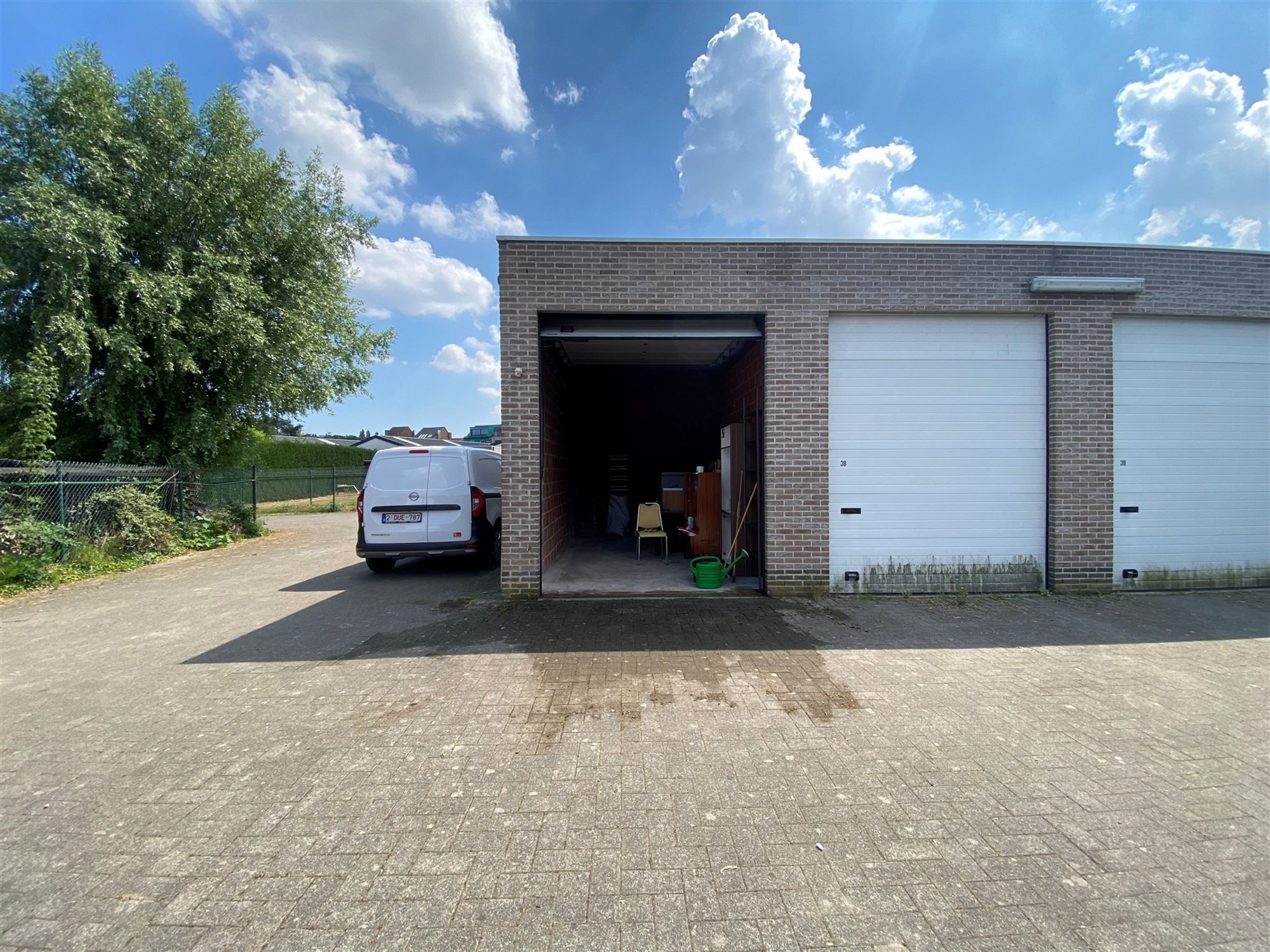 Afgesloten garagebox 30 m² - bovengronds  foto 6