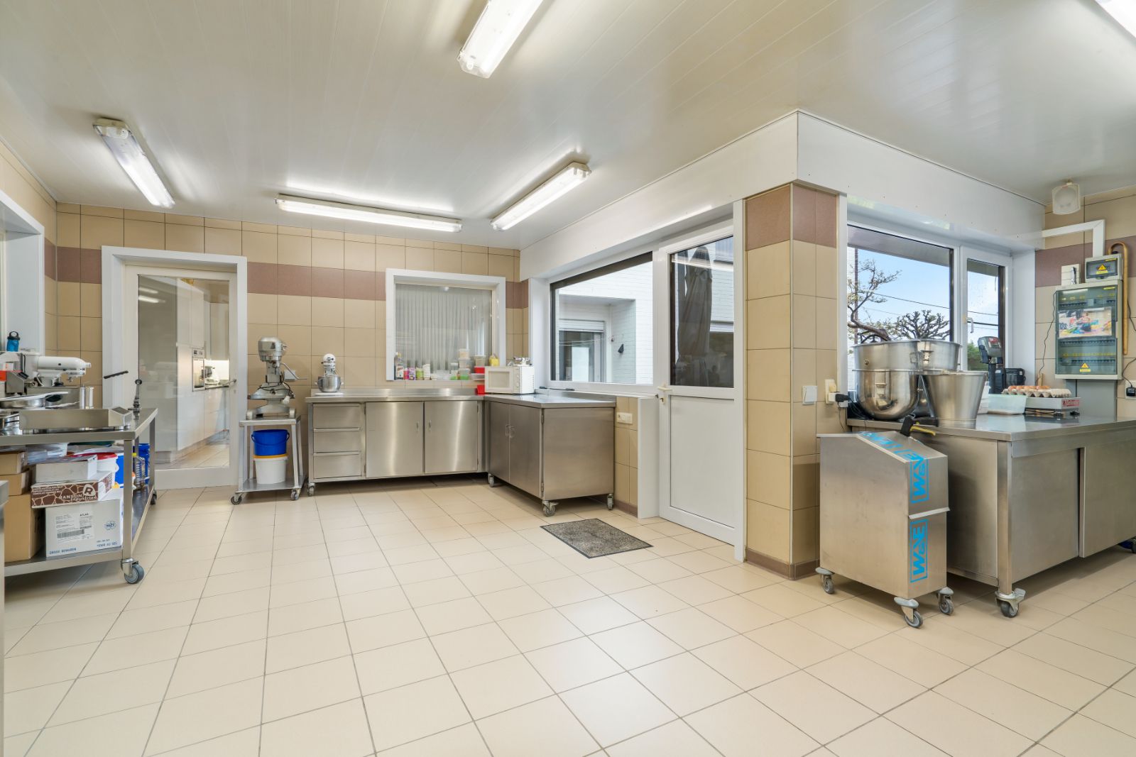 Zeer ruime woning met 4 slaapkamers, opslagruimte, hobbyruimte, ... foto 20