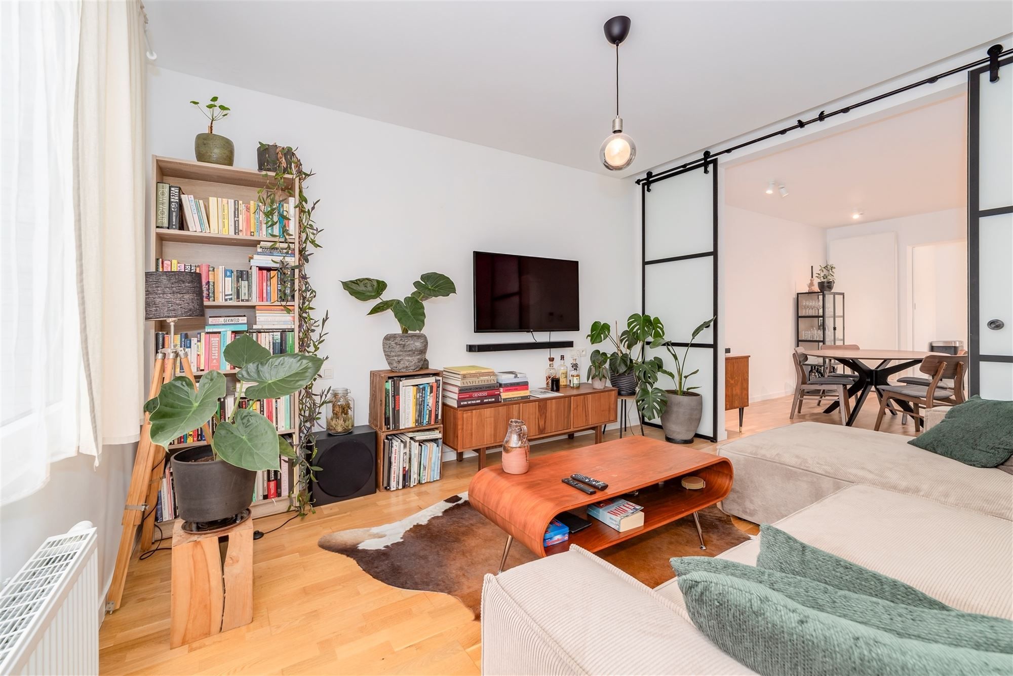 Zeer mooi 2-slaapkamer appartement in een rustige straat foto 5