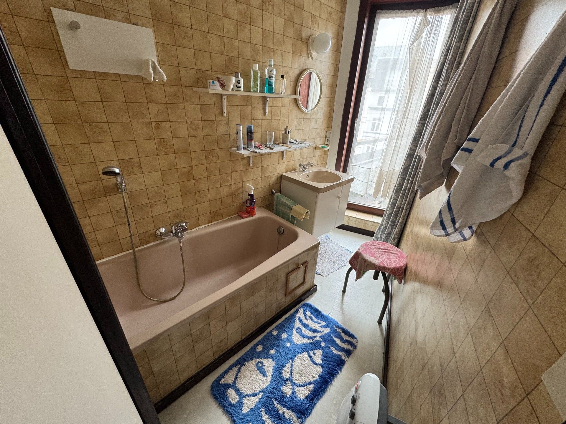 Te renoveren twee woonst te koop gelegen te Oostende. foto 15