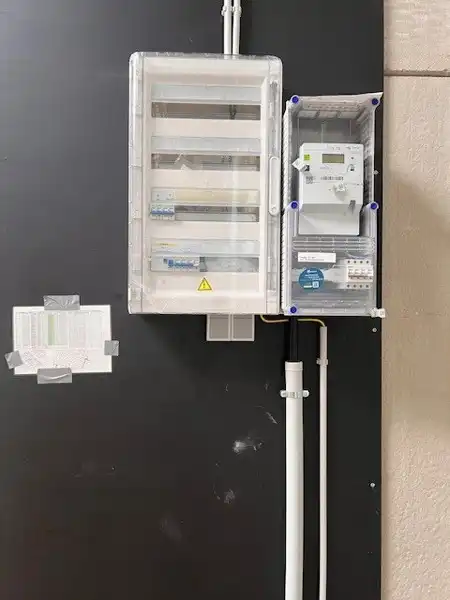 Zeer goed gelegen bedrijfsruimte foto 9