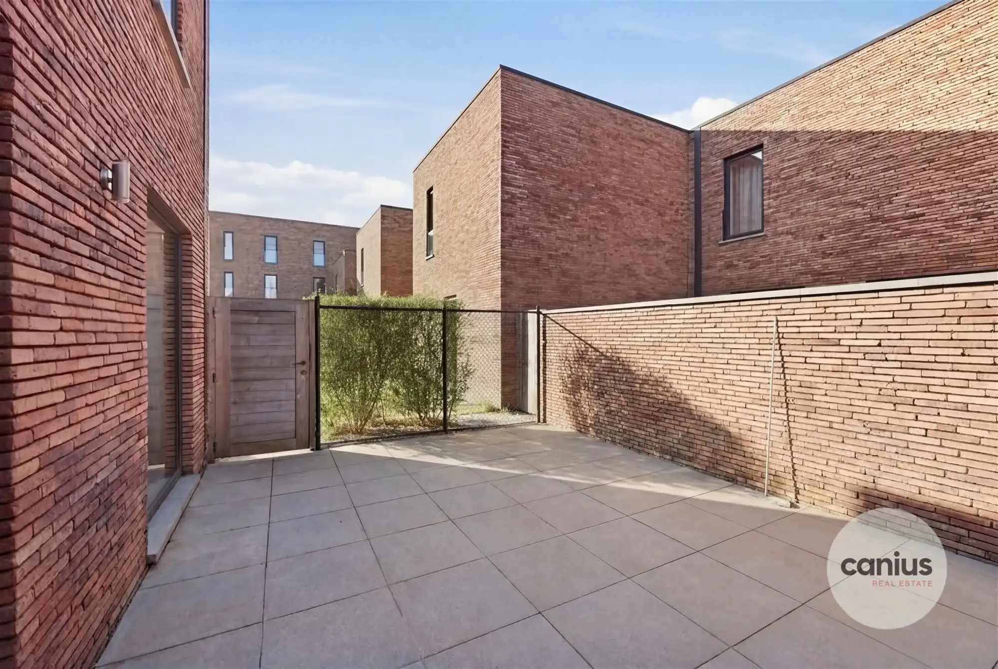 LEUKE WONING MET 3 SLPKS  NABIJ HET CENTRUM foto 16