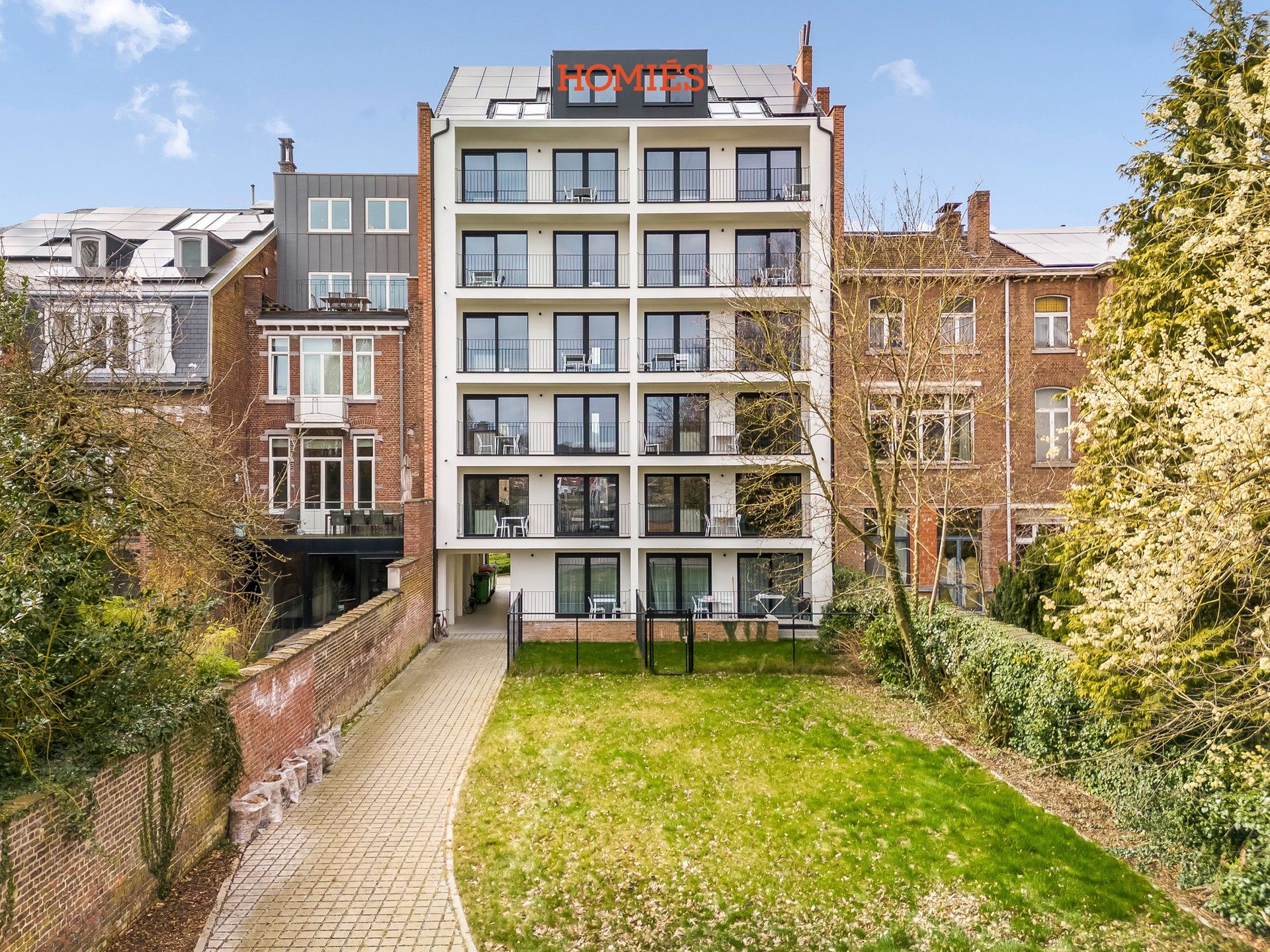 Bemeubelde studio in Leuven foto 11