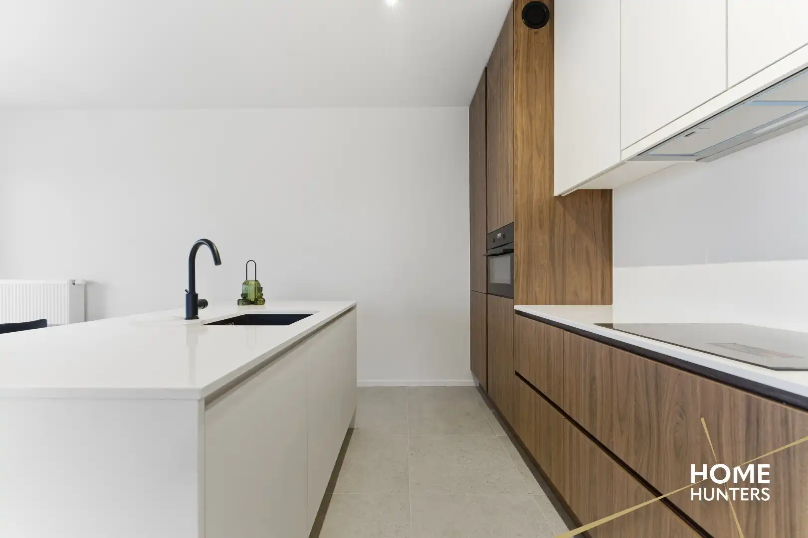 Luxe nieuwbouwappartement met ruim terras (19m²) met uiterst uniek zicht foto 12