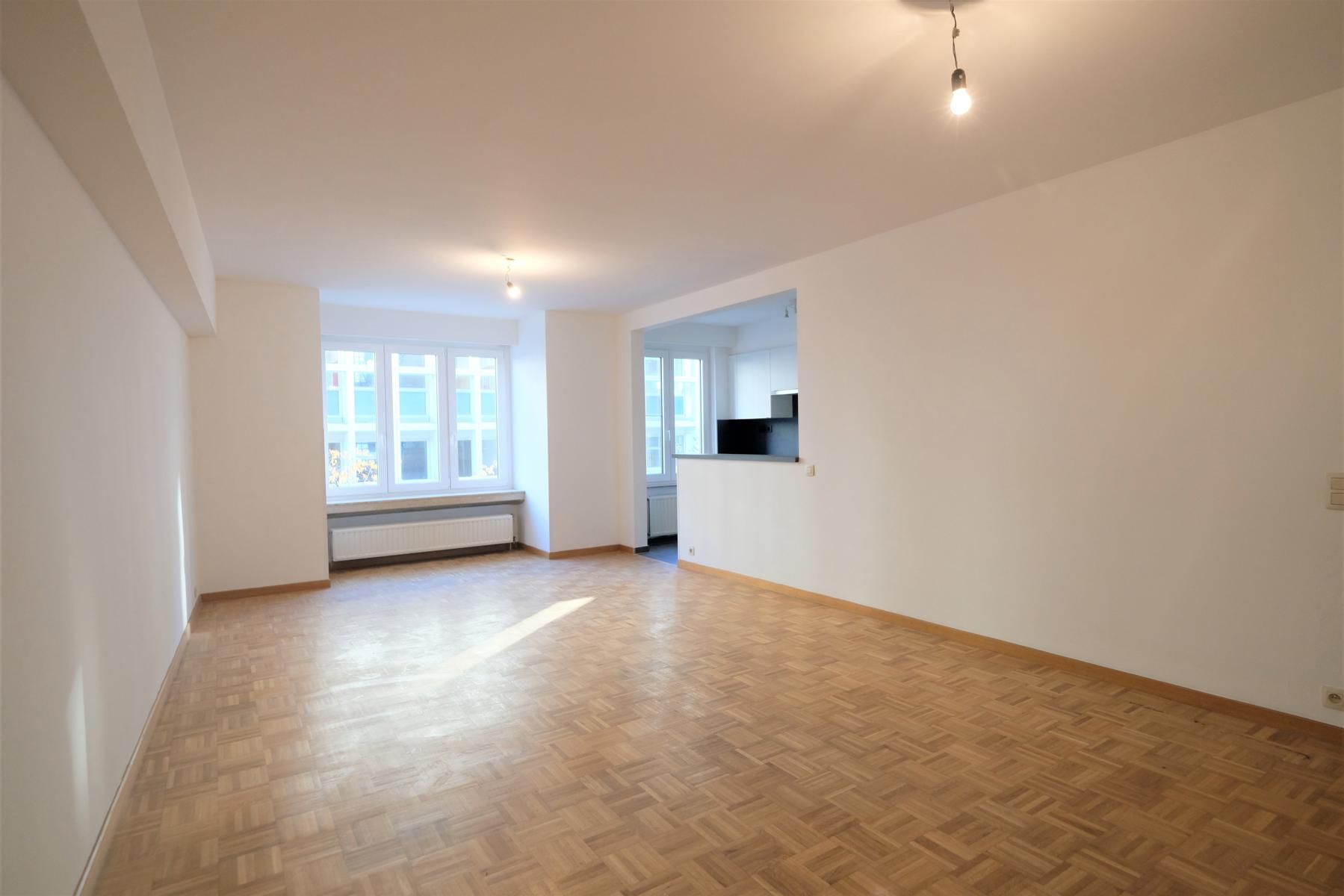 Centraal gelegen appartement foto {{pictureIndex}}