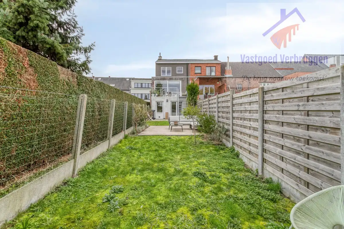 Goed gelegen instapklare stijlvolle woning foto 15