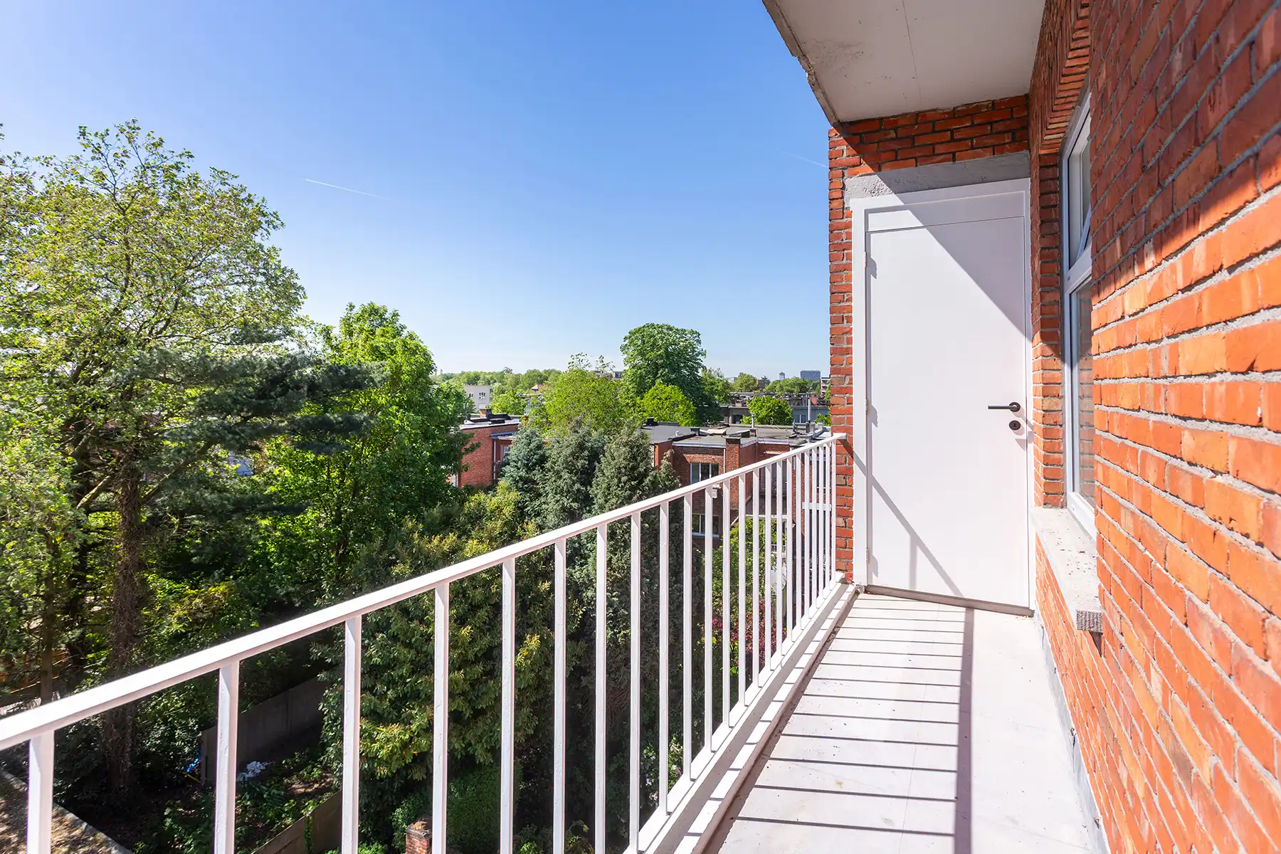 Wilrijk - Gerenoveerd 2 à 3 slp dakapp. + terras + parking foto 14