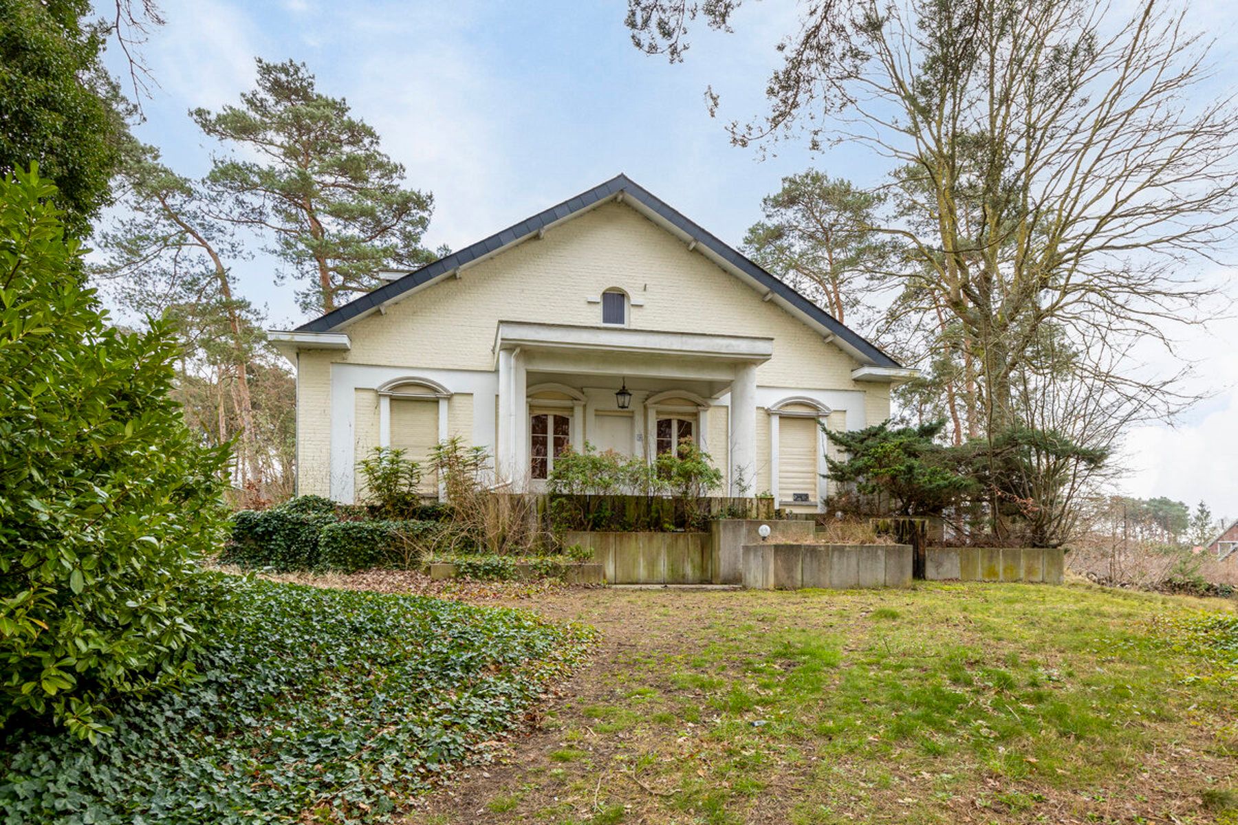 Hoofdfoto van de publicatie: Landelijke villa te Tremelo-Ninde