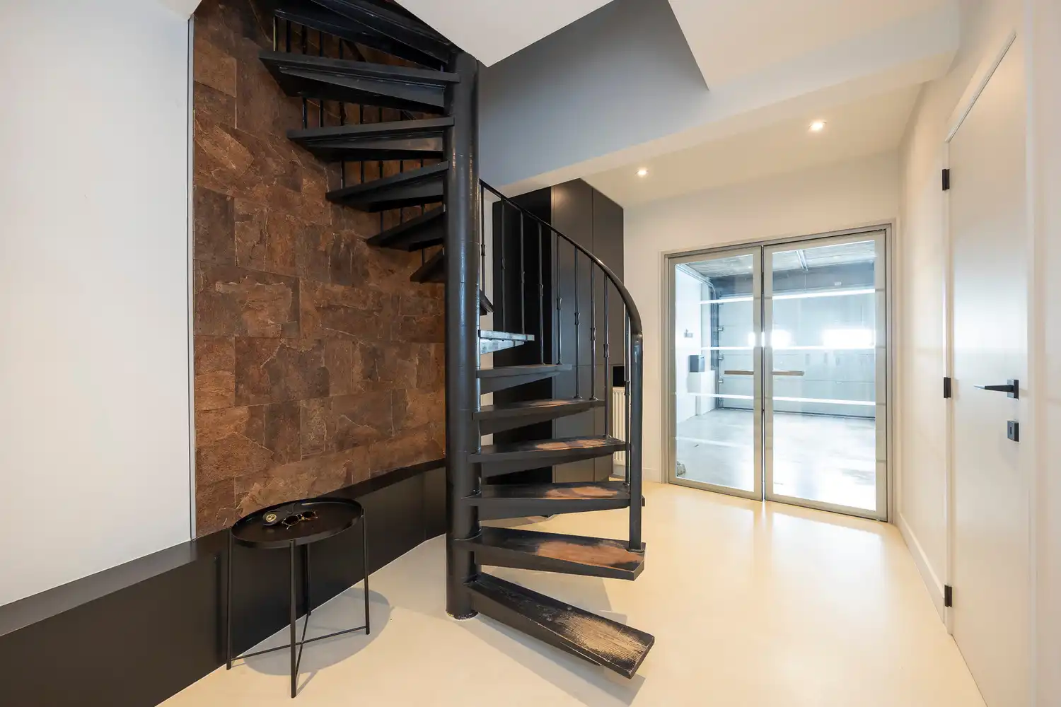 RUIME BEL-ÉTAGE MET DRIE SLAAPKAMERS IN CENTRUM BURCHT foto 4