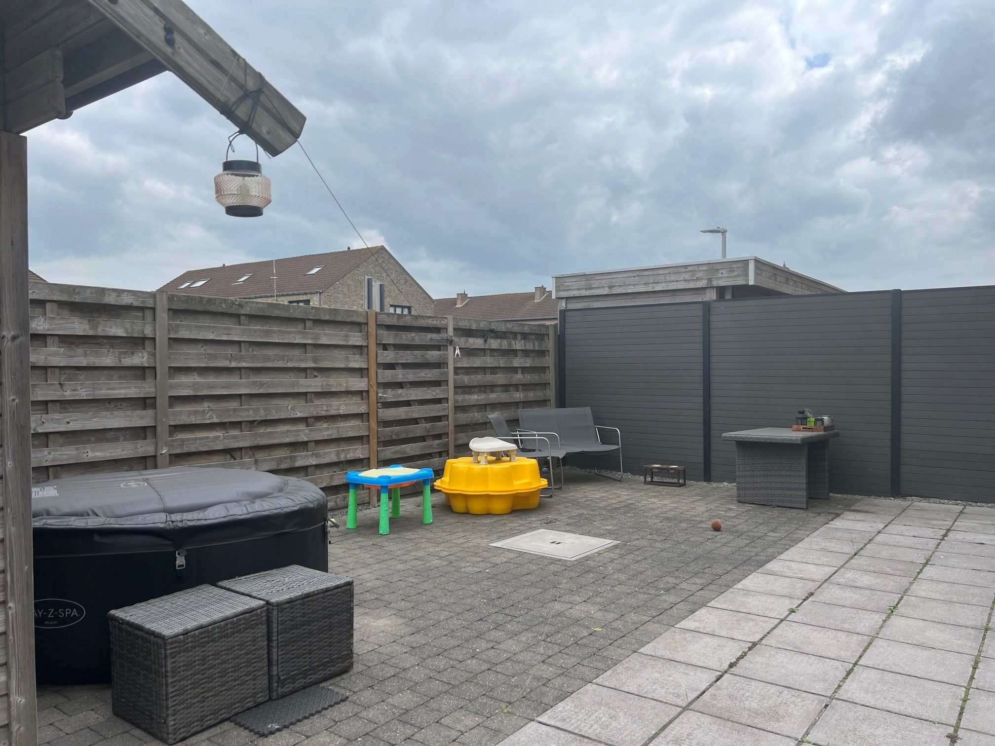 Instapklare woning met 3 ruime slaapkamers en garage. foto 14