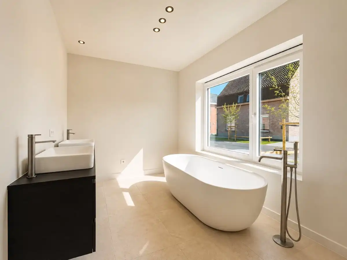 Zonnebeke – Exclusief gerenoveerde woning met landelijk uitzicht foto 14