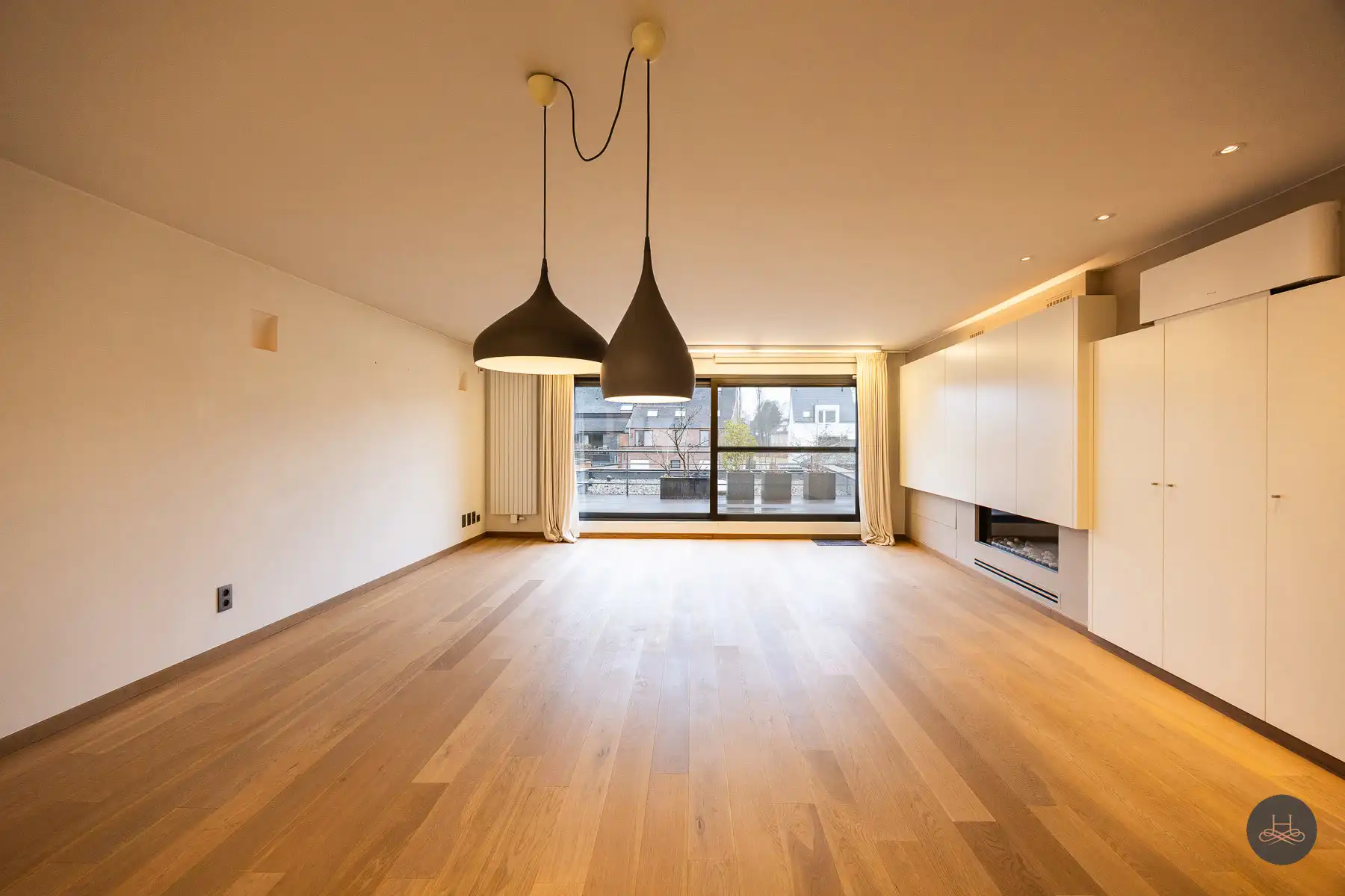 Zeer ruim triplex appartement in centrum Haacht foto 8