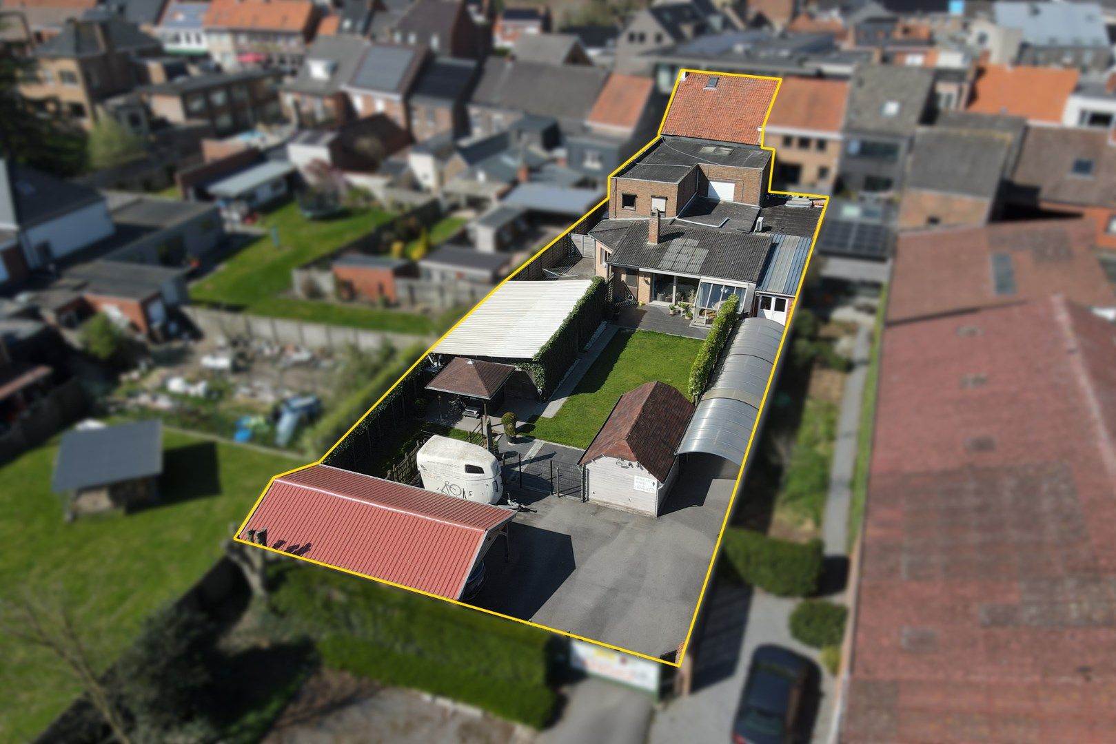 Ruime handelswoning in het centrum van Aartrijke foto 18