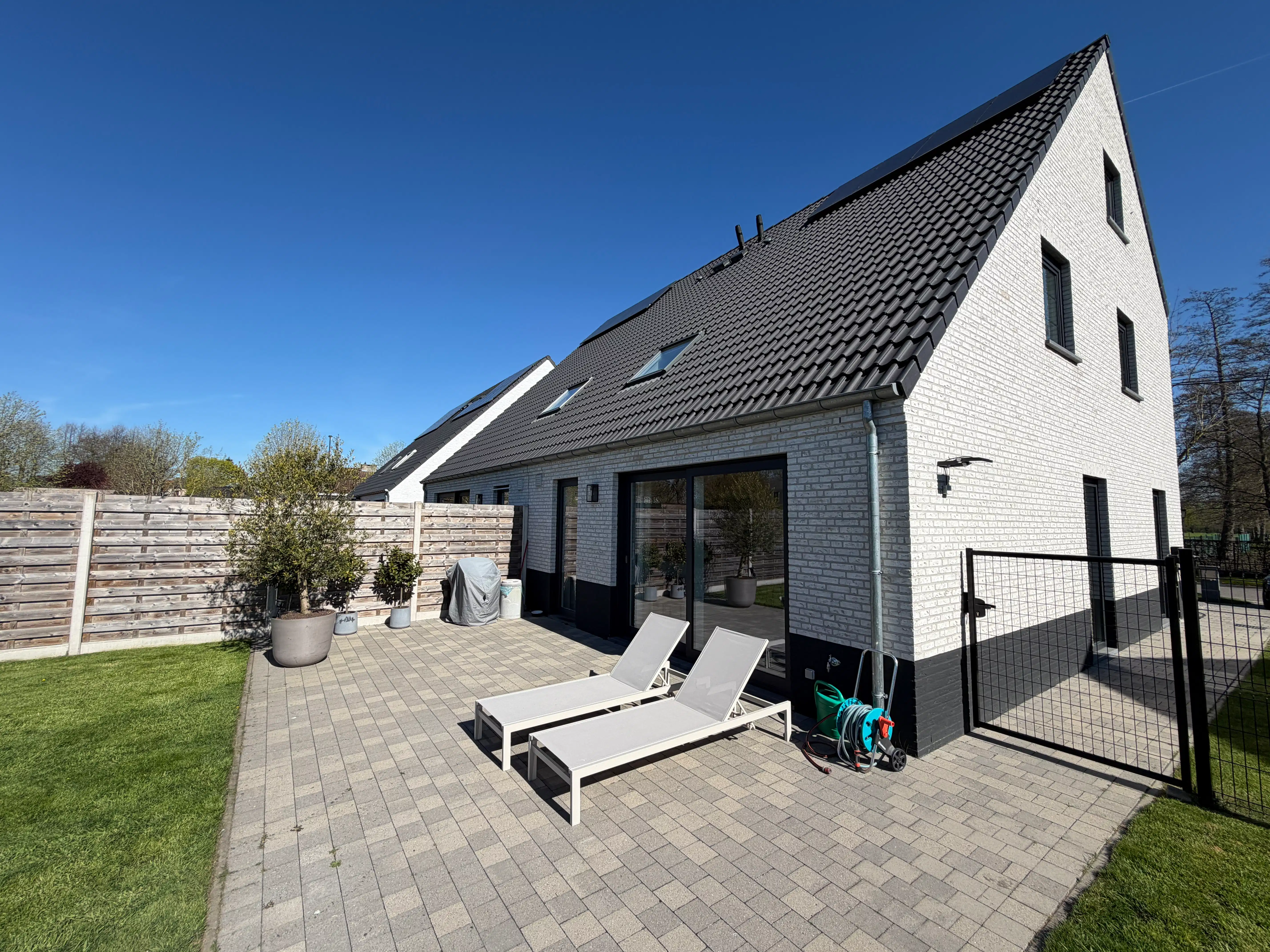 Gebouw te huur Magerstraat 142/a - 9070 Heusden