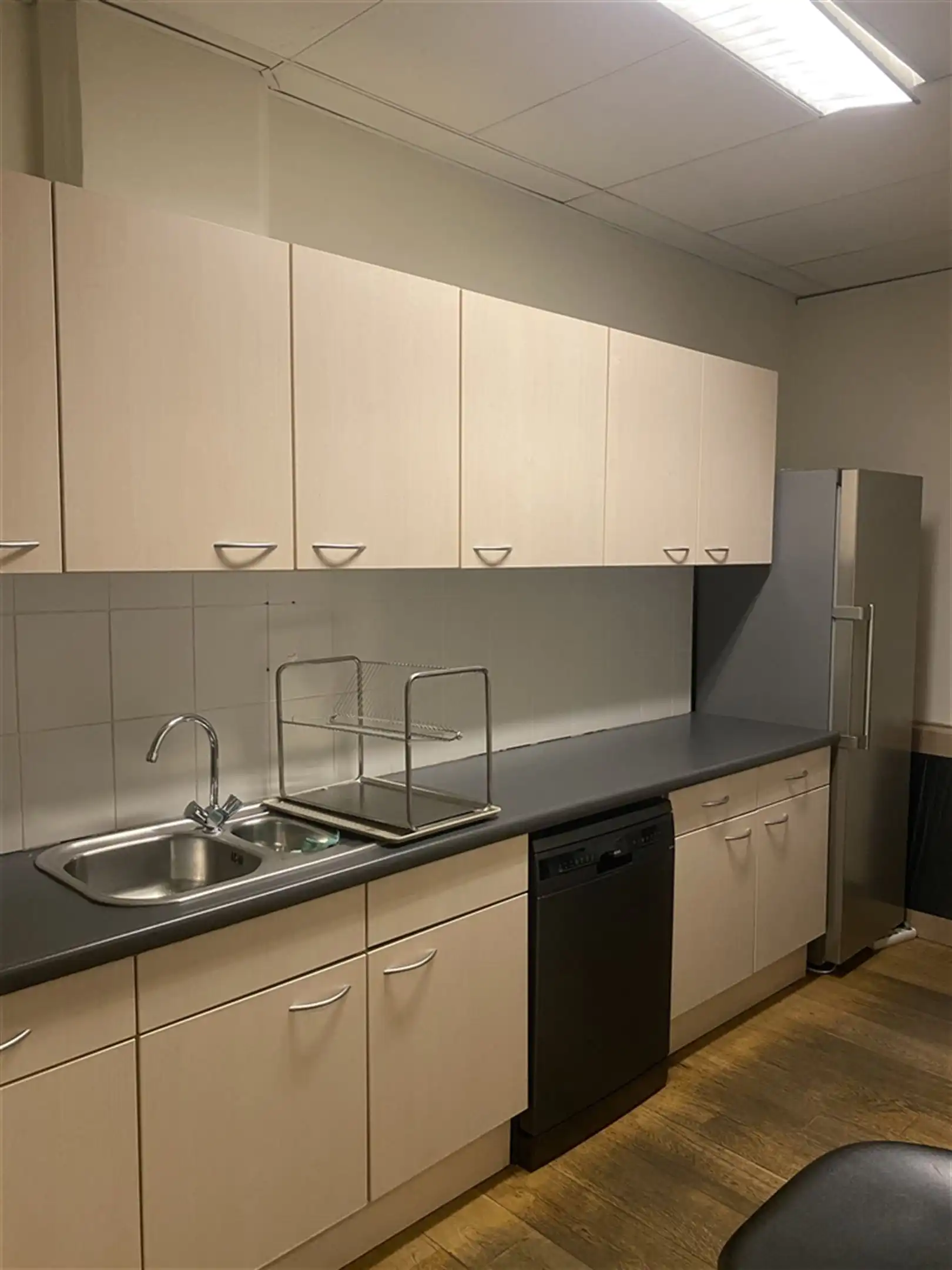 Loftkantoren op het gelijkvloers aan het water foto 14