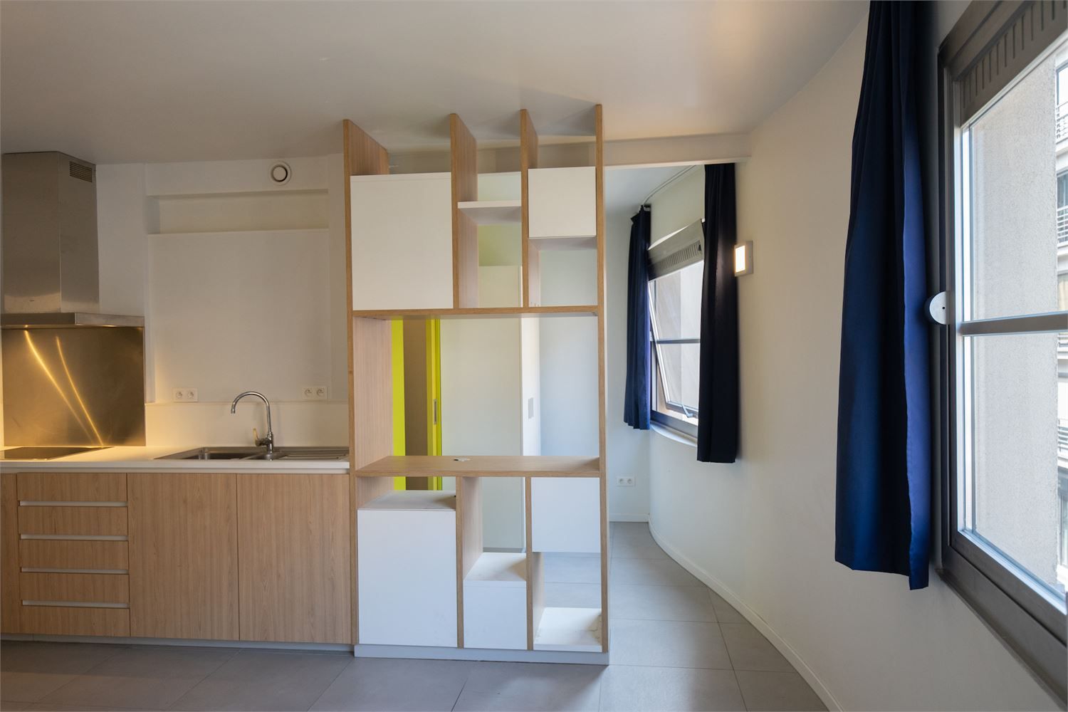 Moderne studio op wandelafstand van het station foto 2