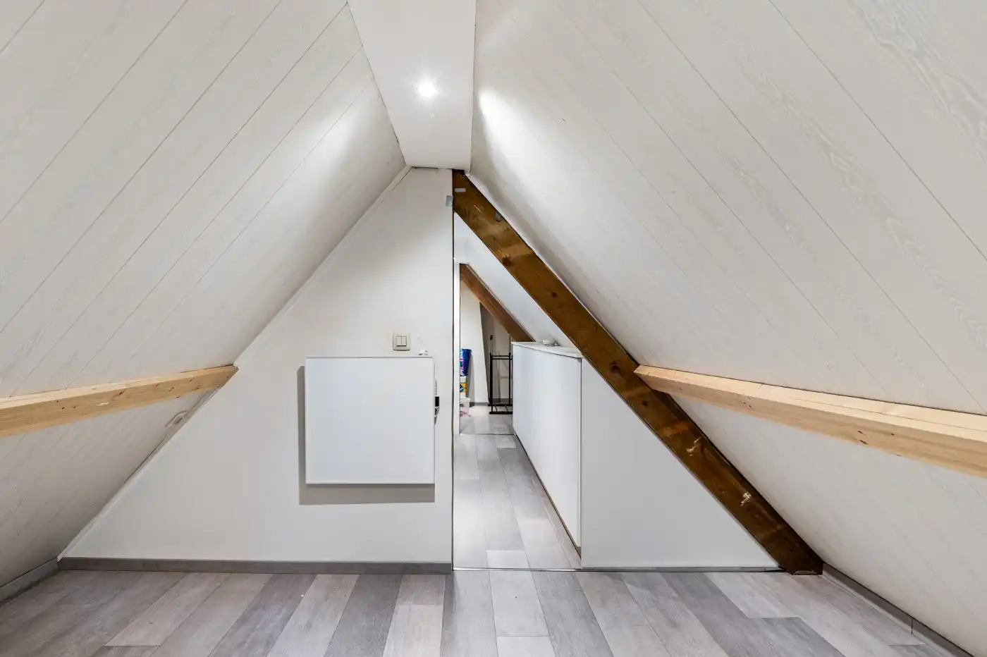 Ruime, instapklare woning met 3 slpk. - momenteel ingericht als 2 aparte woonunits foto 20