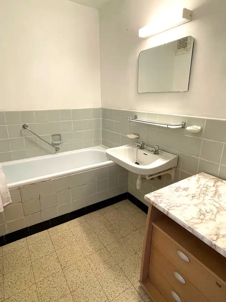 Ideaal gelegen appartement in klein residentieel gebouw foto 9