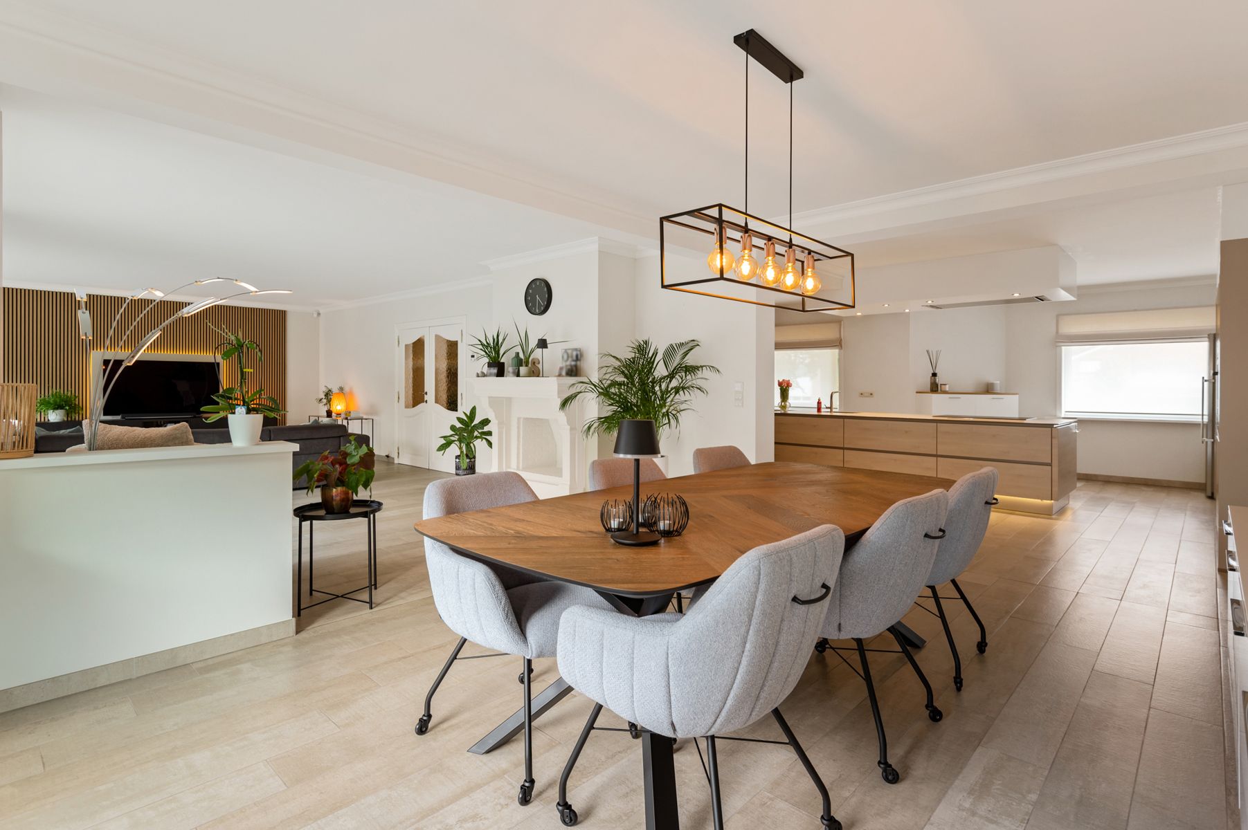 Perfect onderhouden woning met veel ruimte in hartje Olen foto 6