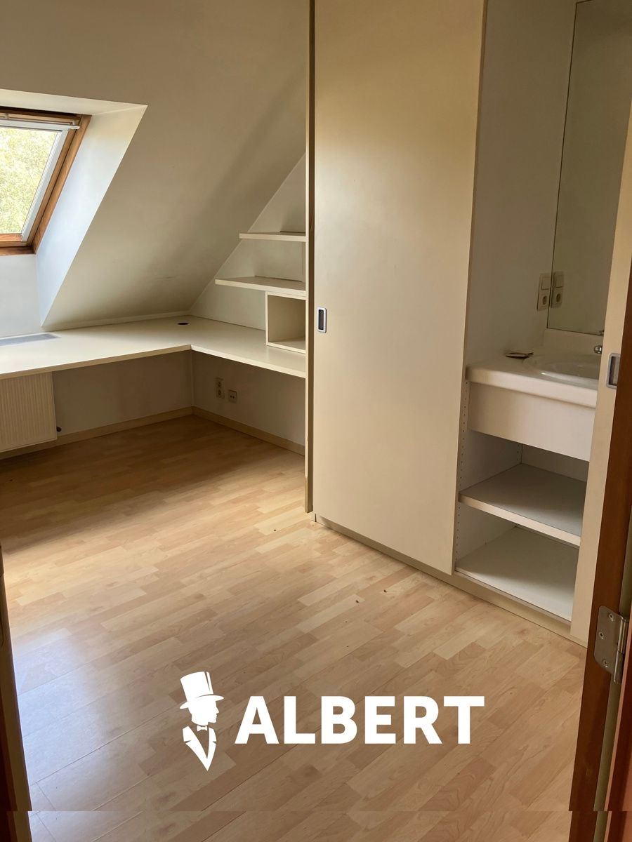 Ruim duplex appartement in Bilzen-Hoeselt te huur! foto 25