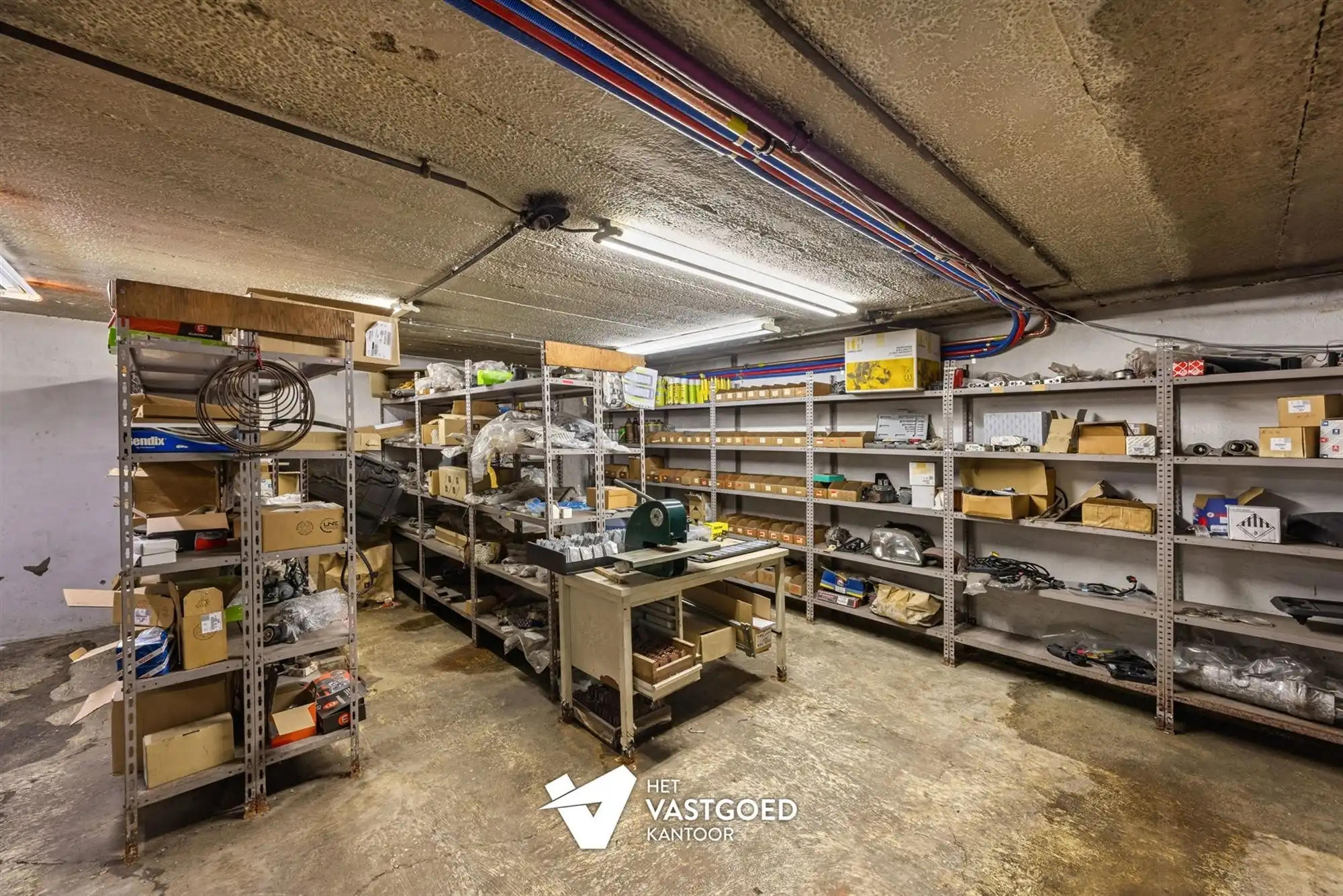 OVER TE NEMEN GARAGE (800M²) EN TANKSTATION GELEGEN OP EEN PERCEEL VAN 2727M² TE HAM foto 35