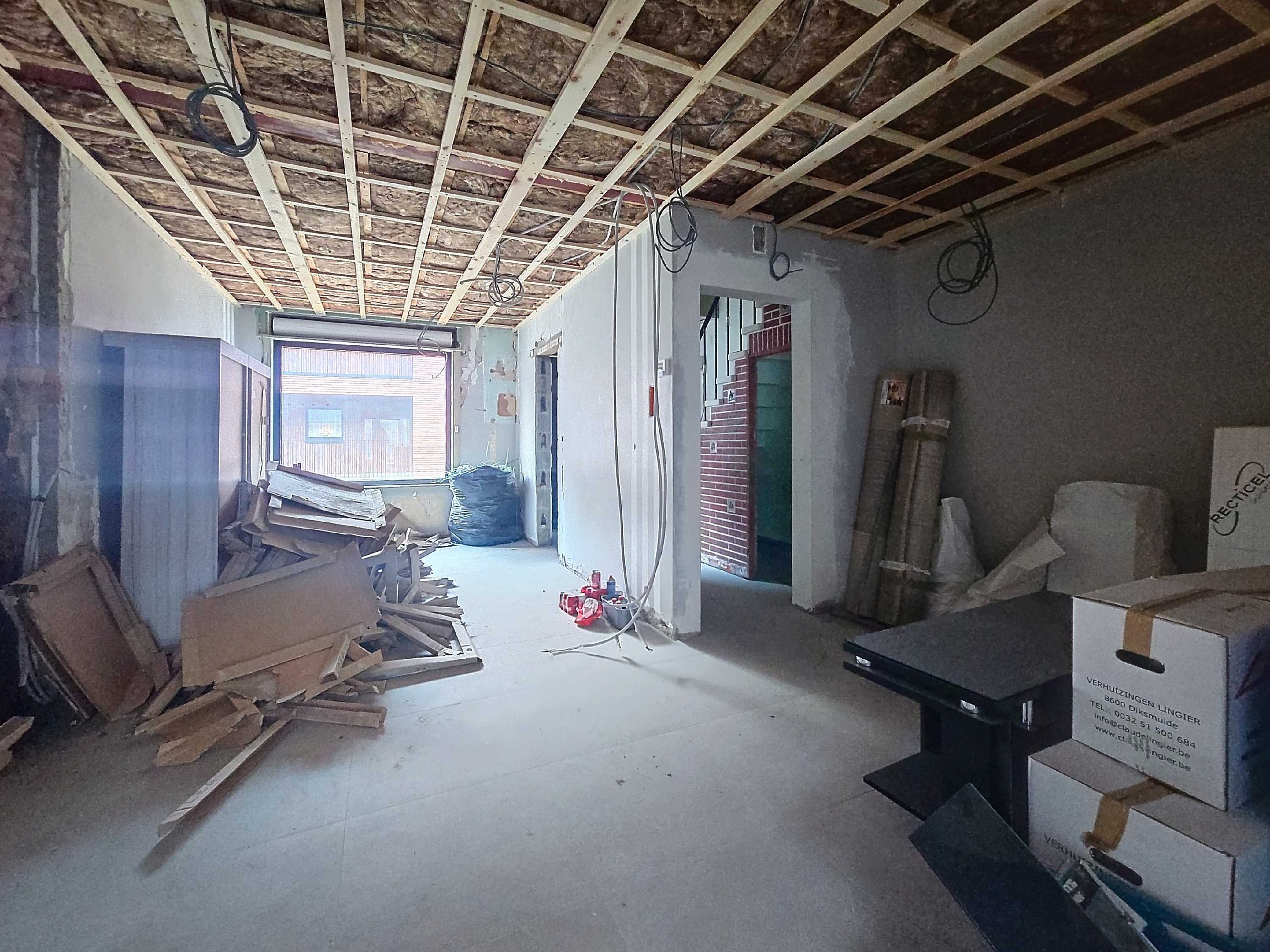 Gezinswoning met veel potentieel te Nieuwpoort-Stad foto 6