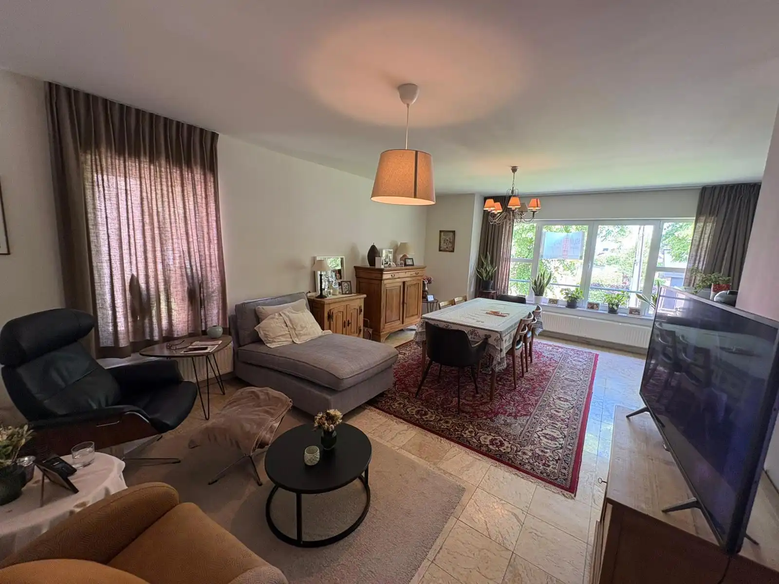 Appartement met 2 slaapkamers en ruim terras foto 3