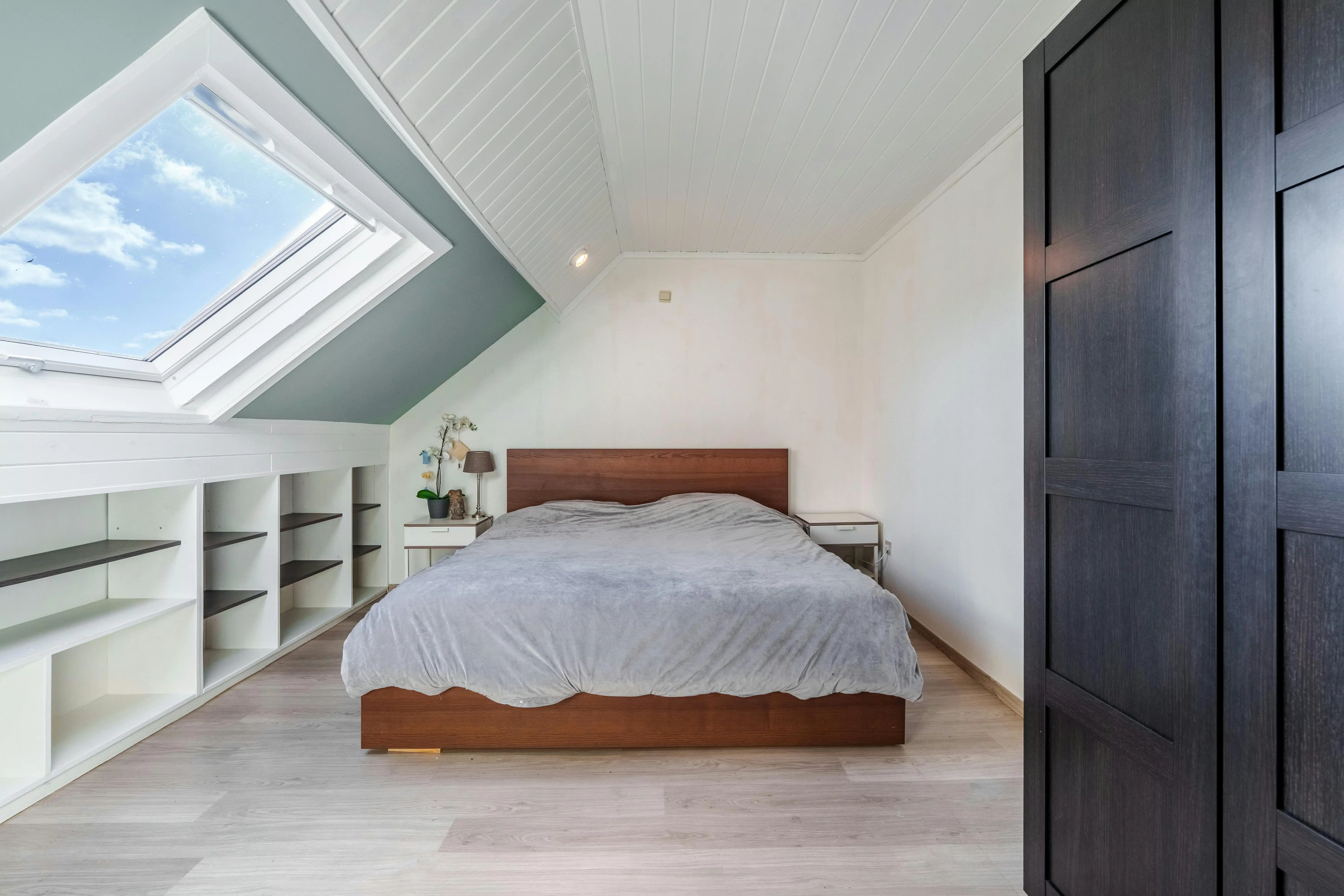 Kwalitatief huis te koop met 5 slaapkamers en garage in Ieper  foto 26