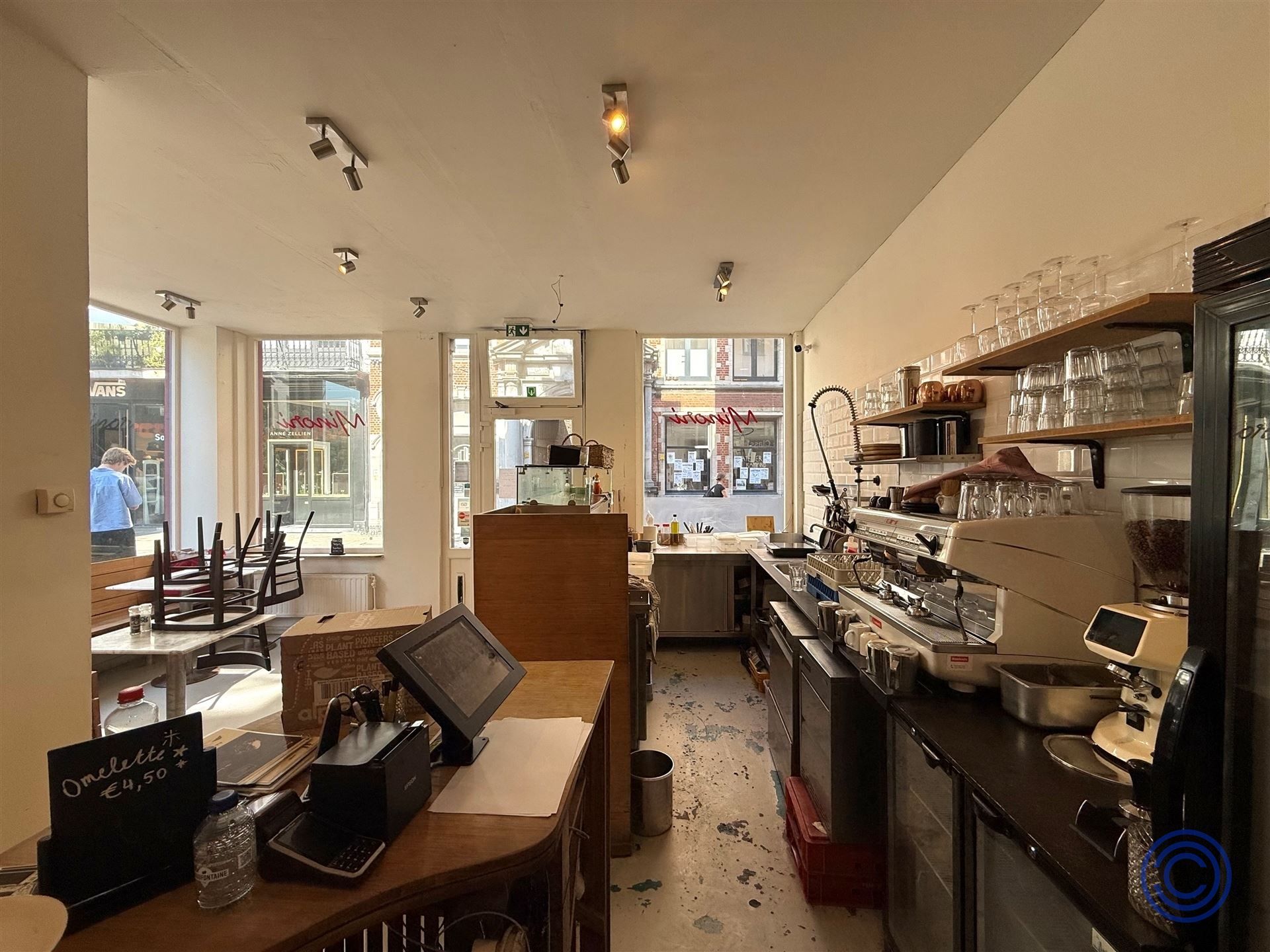 Handelspand ca. 75m² op AAA locatie! foto 9