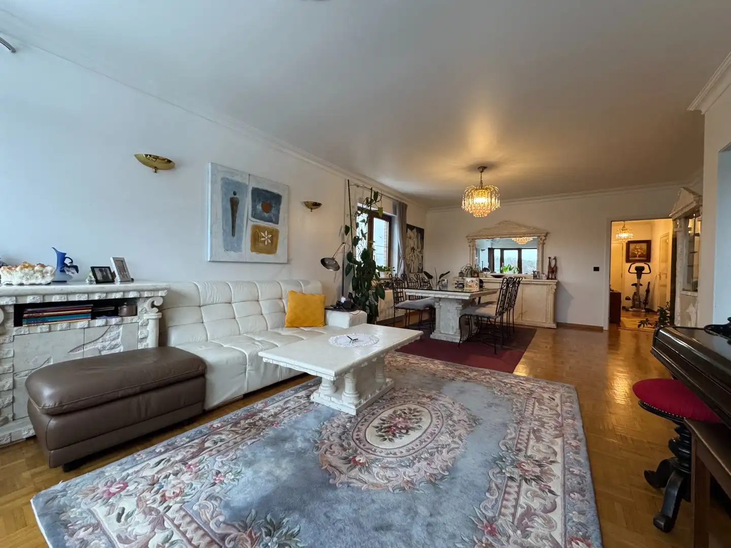 Ruim appartement met 3 slaapkamers én garage te huur in Genk centrum! foto 5