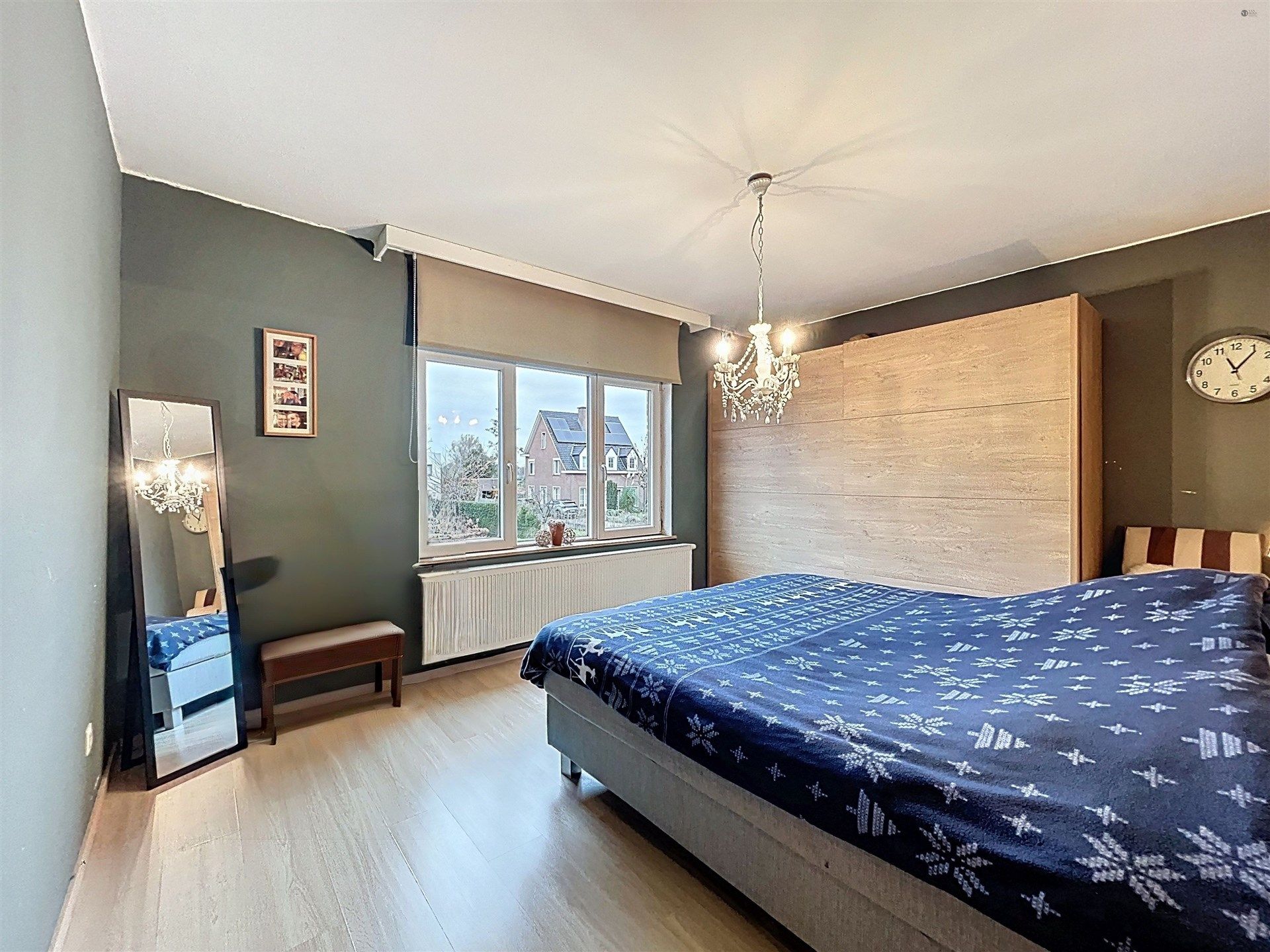 instapklare gezinswoning met 3 slaapkamers en oprit op toplocatie foto 10