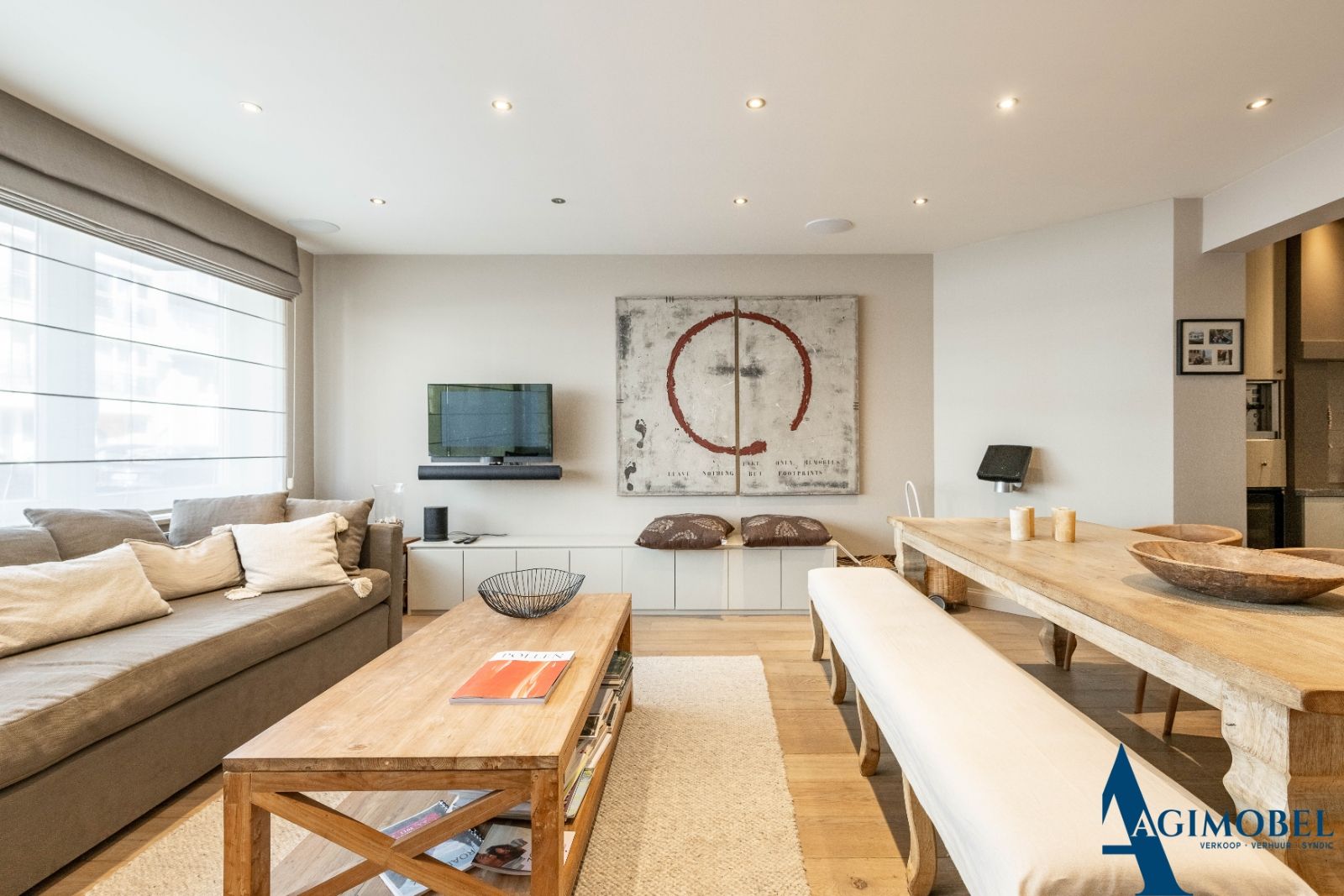 Beleef een vakantie aan zee met landelijke charme  in dit ruim appartement met terras/koer en 3 grote slaapkamers, 200m van het strand. foto 3