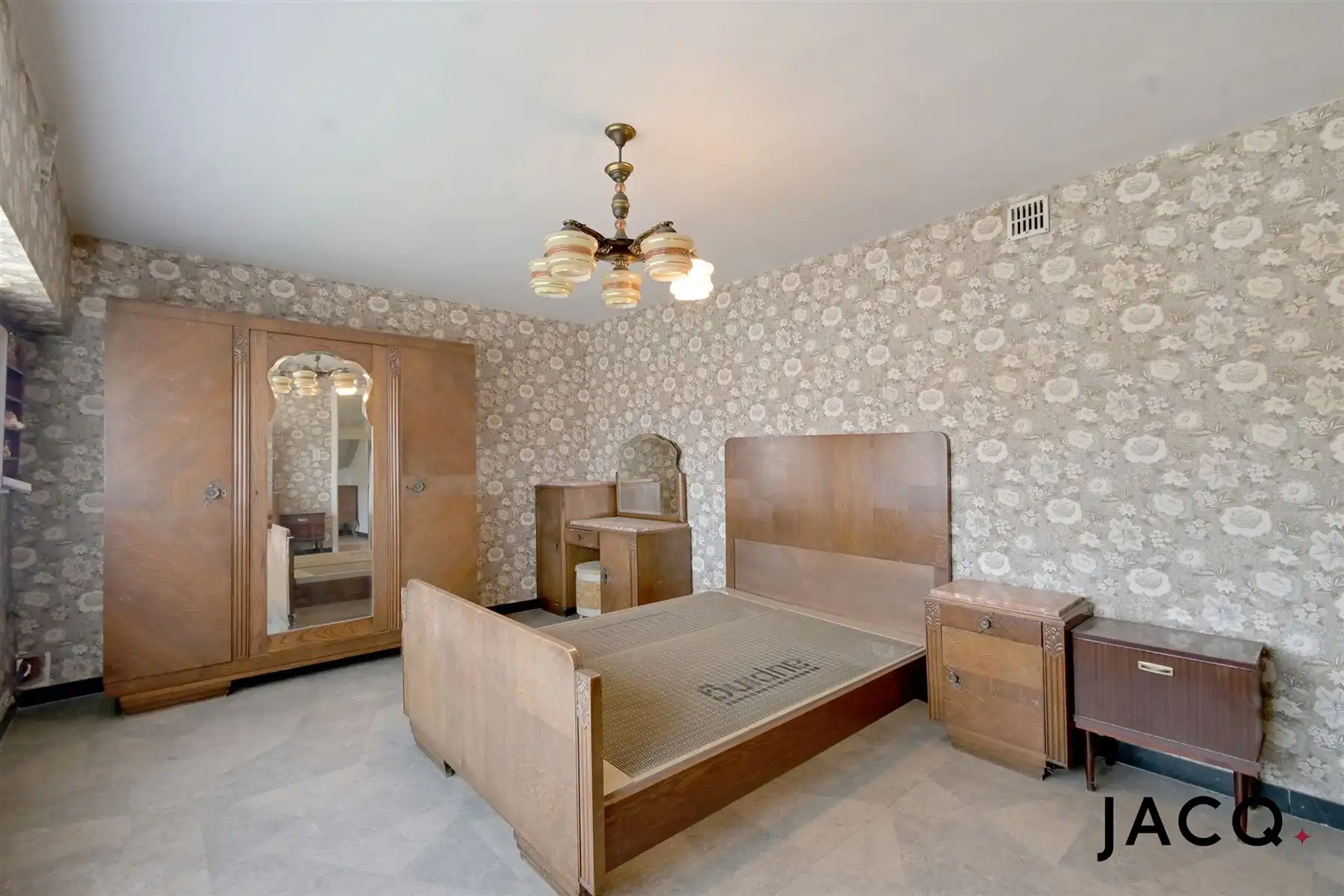 Ruime villa met 4slpk's op een prachtig perceel van 1203m²! foto 21